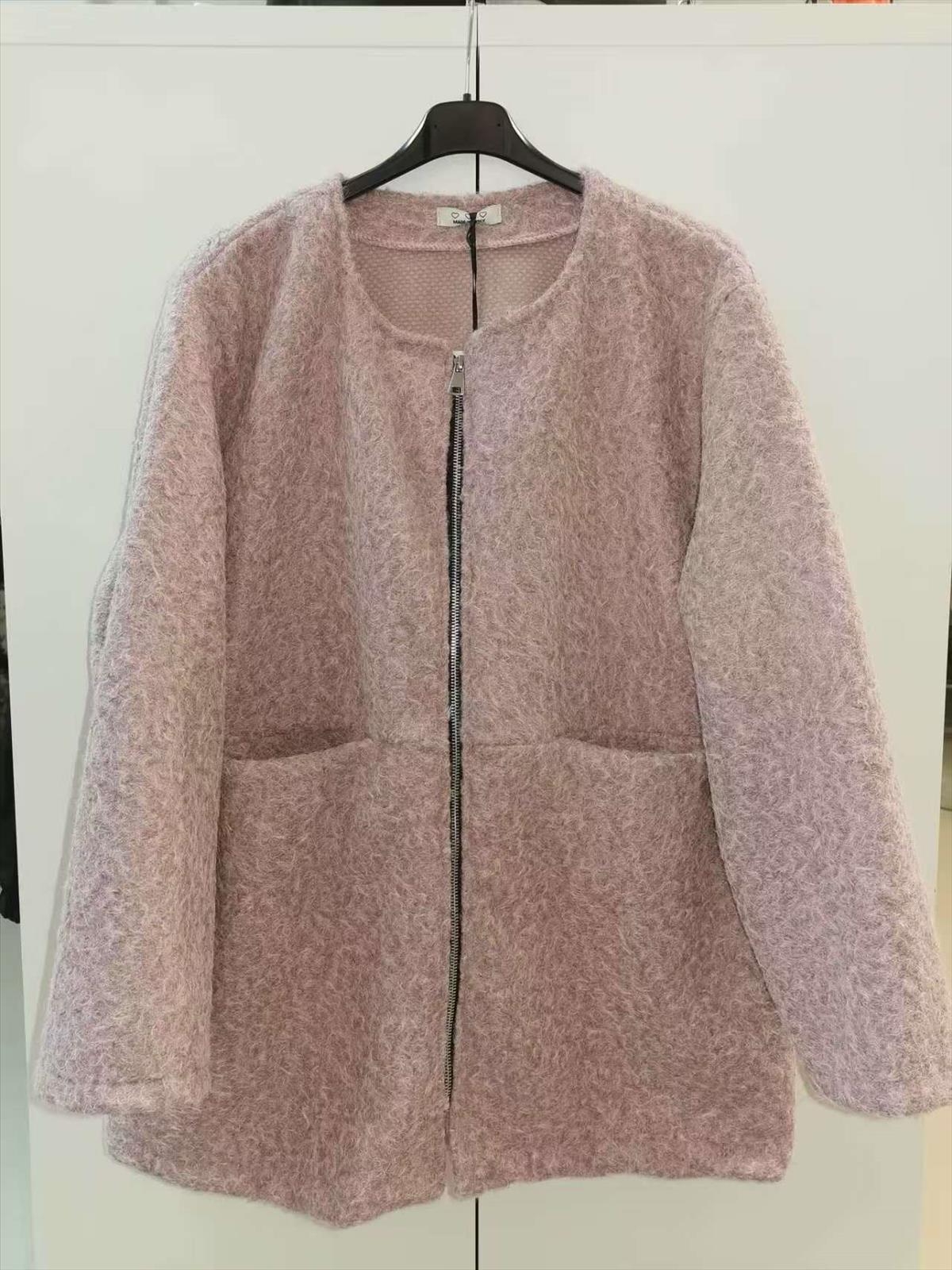 KaiXuan Mode GmbH - DOB, Young Fashion - Hamburg | Kategorie: Mantel - Jacke | Angebot: Damenbekleidung, Herrenbekleidung, Damen Accessoires, Große Größen, Young Fashion, Sofortprogramme, Orderware | Adresse: KaiXuan Mode GmbH - Modering 3 Haus B Raum 338 - 22457 Hamburg - Tel: 040-58964150 - shixiongwei1@163.com