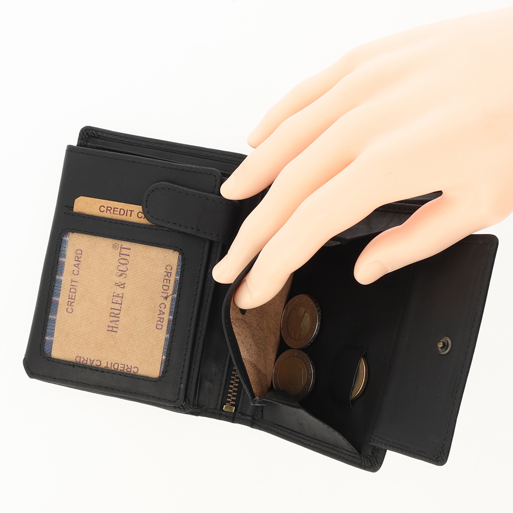 Devrakh Ledermoden GmbH - Geldbörsen, Taschen | Kategorie: Leder Geldbörsen Herren / Harlee & Scott | Angebot: Damen Accessoires, Herren Accessoires, Young Fashion, Leather Wear, Sofortprogramme, Orderware | Adresse: Devrakh Lederwaren Gmbh - Anton-Kux str 2 - 41460 Keuss - Tel: 02131 2913045 - devrakh1919@icloud.com