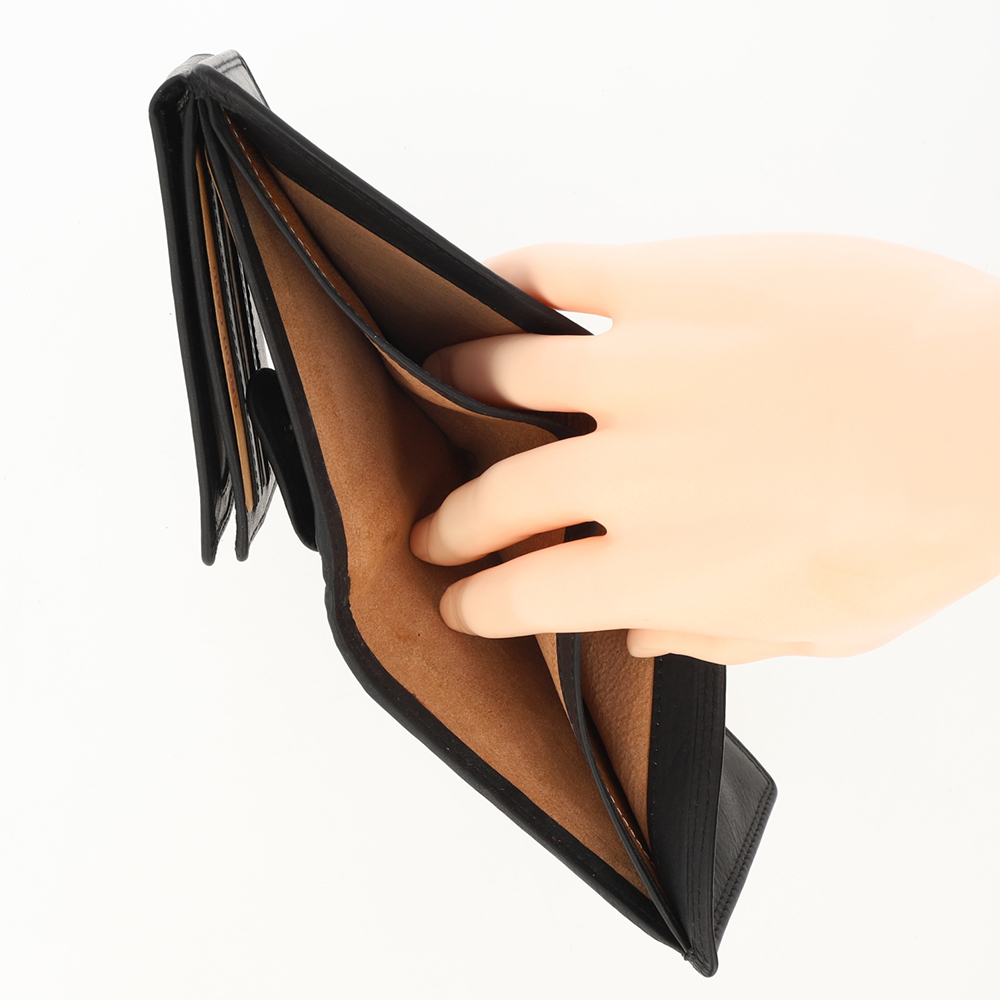 Devrakh Ledermoden GmbH - Geldbörsen, Taschen | Kategorie: Leder Geldbörsen Herren / Harlee & Scott | Angebot: Damen Accessoires, Herren Accessoires, Young Fashion, Leather Wear, Sofortprogramme, Orderware | Adresse: Devrakh Lederwaren Gmbh - Anton-Kux str 2 - 41460 Keuss - Tel: 02131 2913045 - devrakh1919@icloud.com