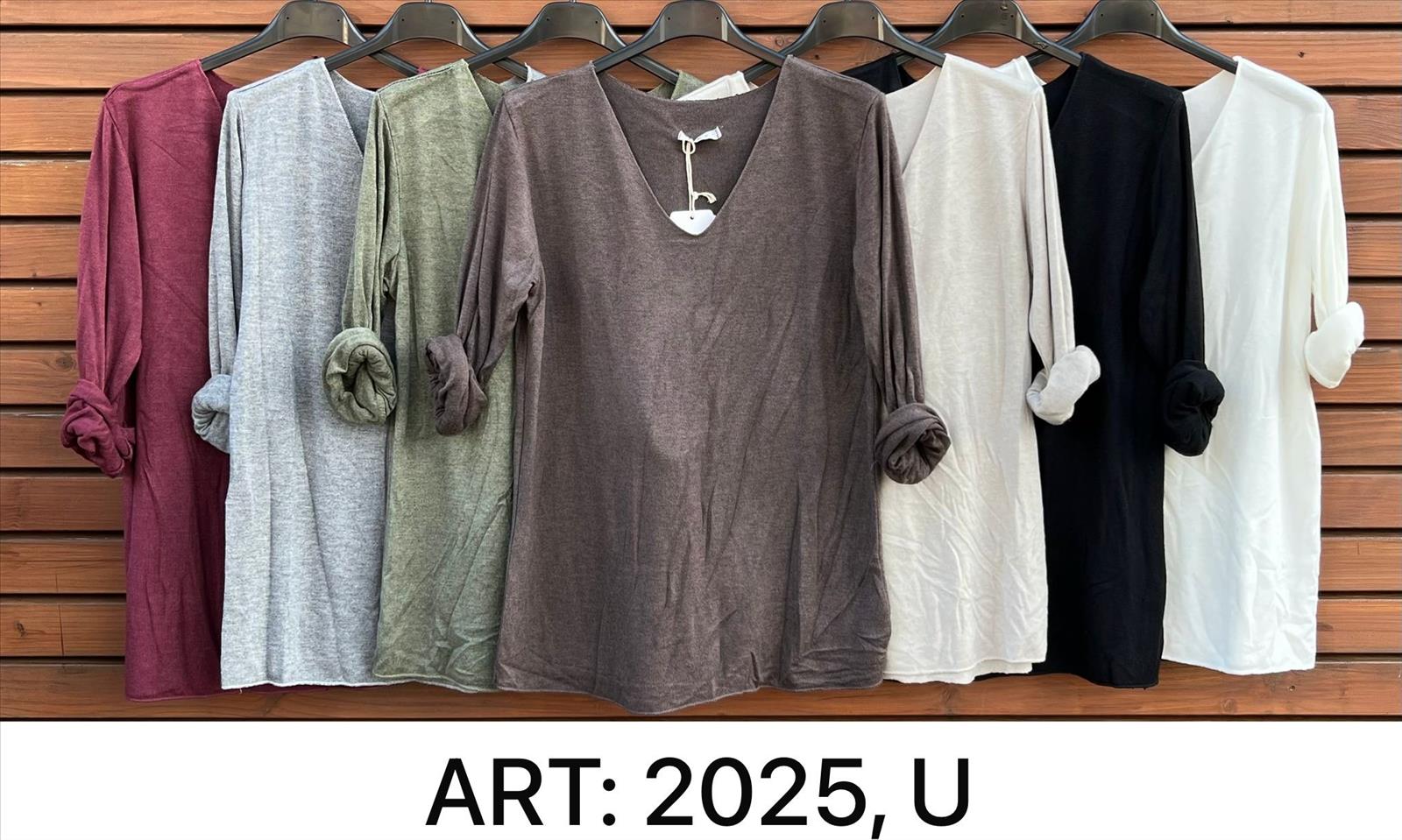 Sarah GmbH - DOB aus Italien | Oberteil | Artikel-Nr. 733 | Angebot: Damenbekleidung, Damen Accessoires, Große Größen, Young Fashion, Sofortprogramme, Orderware | Adresse: Sarah GmbH - Otto-Hahn-Straße 1 - 63303 Dreieich - Tel: 061039603444 - sarah-aktuell@t-online.de