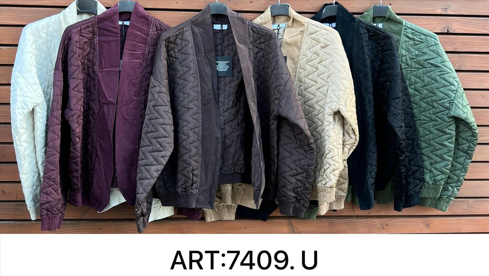Sarah GmbH - DOB aus Italien | Jacke | Artikel-Nr. 740 | Angebot: Damenbekleidung, Damen Accessoires, Große Größen, Young Fashion, Sofortprogramme, Orderware | Adresse: Sarah GmbH - Otto-Hahn-Straße 1 - 63303 Dreieich - Tel: 061039603444 - sarah-aktuell@t-online.de