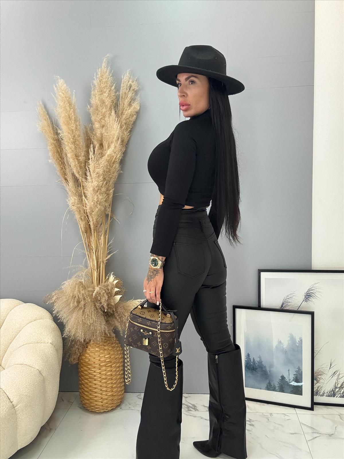 efashion s.r.o. - DOB;Accesoires;Schuhe;Young Fashion - Medvedov | Kategorie: Women´s clothes / Trousers | Angebot: Sofortprogramme, Orderware | Adresse: efashion s.r.o. - Medvedov 248 - 93007 Medvedov - Tel: 00421915306623 - egrikolocsicsjudit@gmail.com