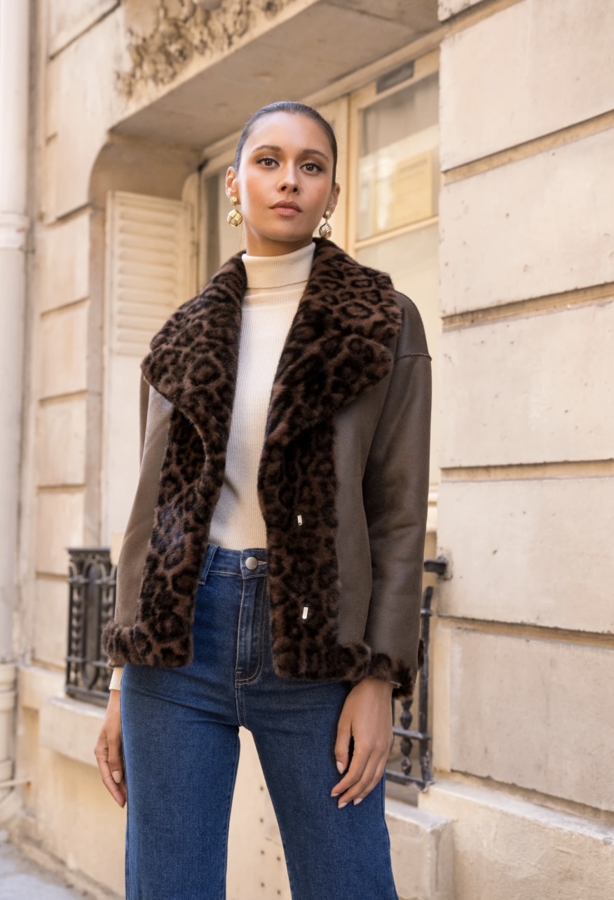 E-Vitale Shoes - BIONDINI Großhandel Wholesale - hochwertige italienische Schuhe direkt ab Fabrik | Kategorie: Damenbekleidung / Jacke (LOT) | Angebot: Damenbekleidung, Damen Accessoires, Herren Accessoires, Schuhe, Young Fashion, Leather Wear, Sofortprogramme, Orderware | Adresse: E-VITALE SHOES - Raum 114 - Breslauer Str. 8 - 41460 Neuss - Tel: 02131/3868532 - service@evitale-shoes.eu