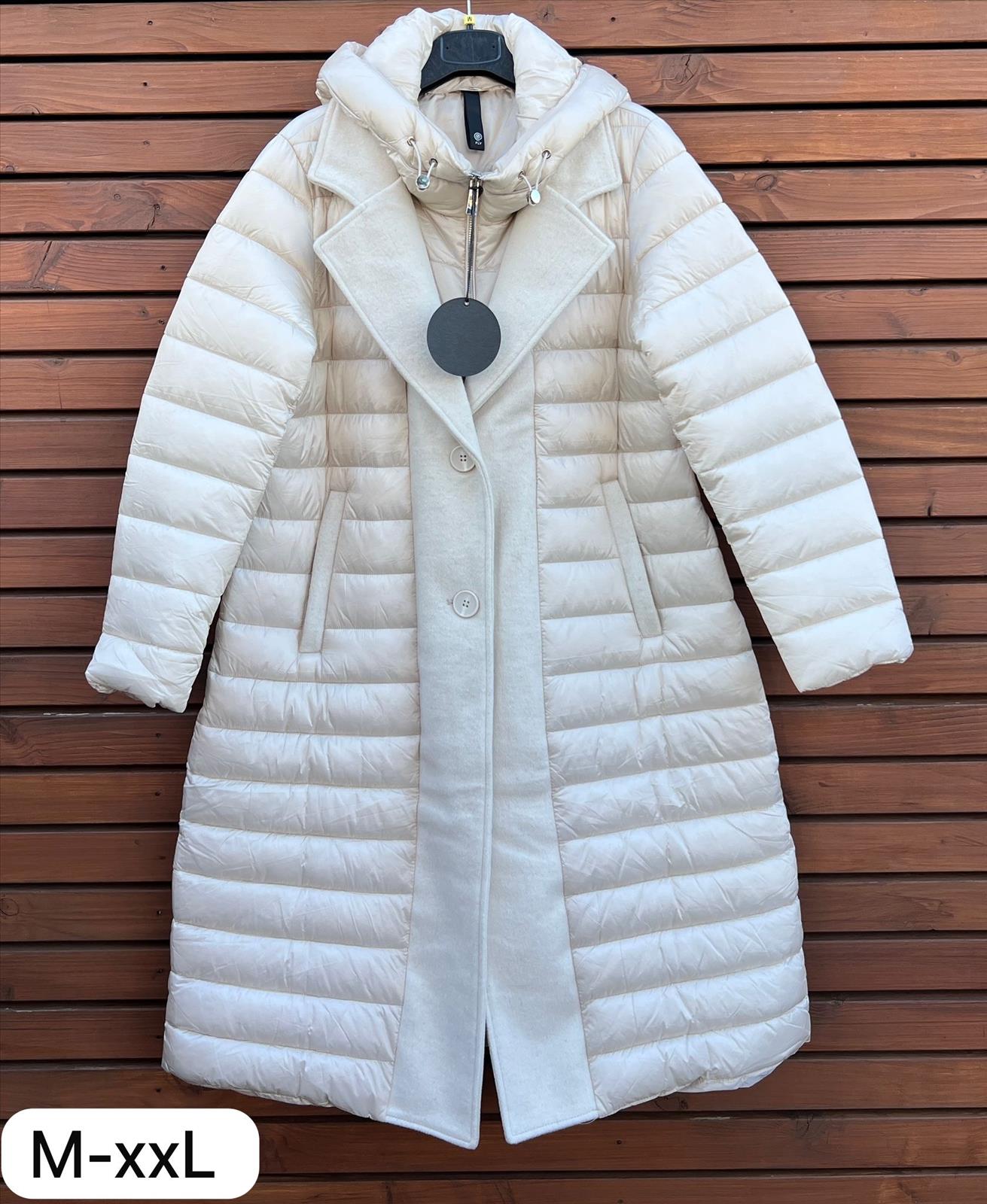 Hier geht's zum Shop von: Sarah GmbH - DOB aus Italien | Jacke | Artikel-Nr. 716 | Adresse: Sarah GmbH - Otto-Hahn-Straße 1 - 63303 Dreieich - Tel: 061039603444 - sarah-aktuell@t-online.de | Angebot: Damenbekleidung, Damen Accessoires, Große Größen, Young Fashion, Sofortprogramme, Orderware