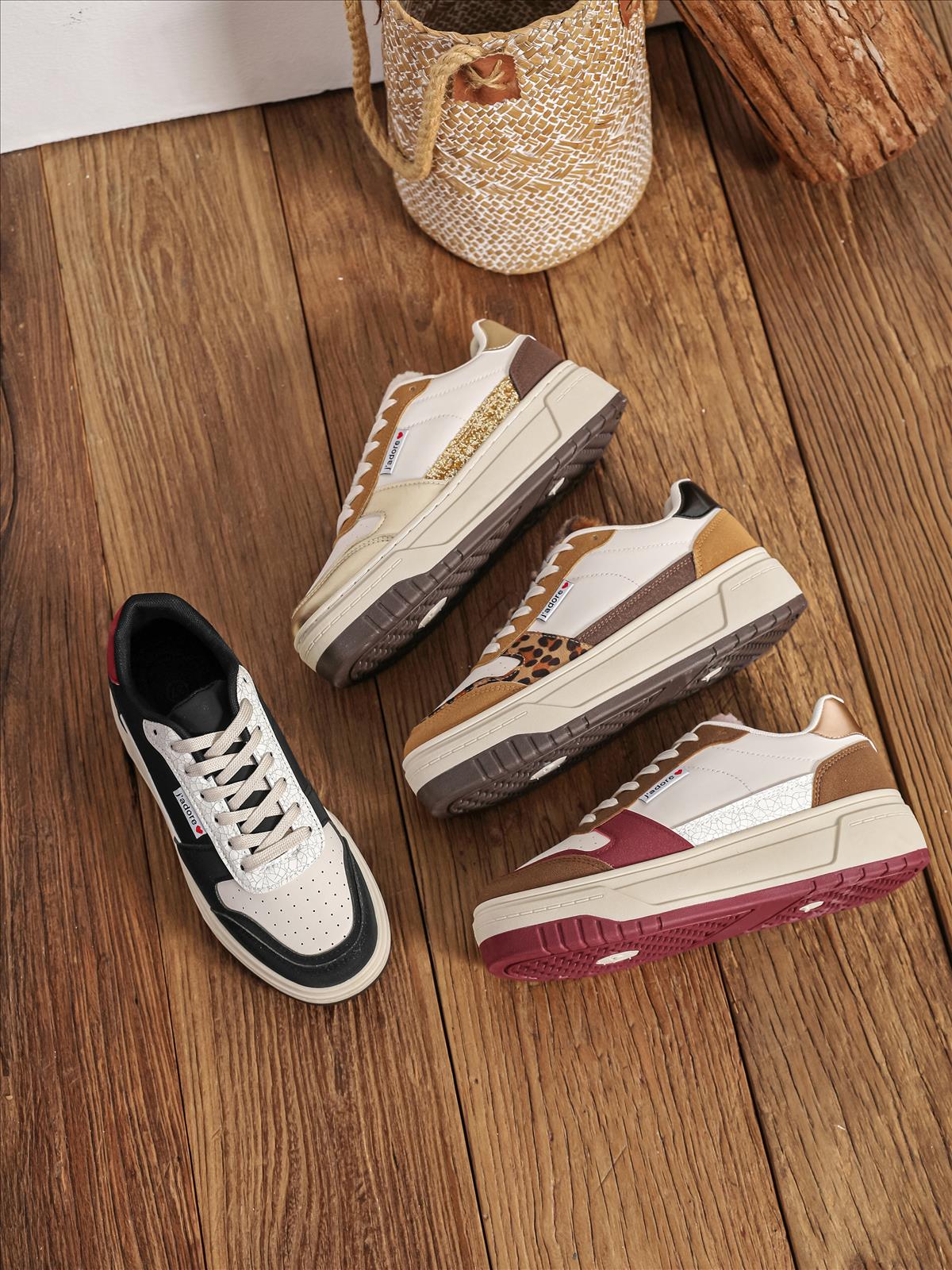 Hier geht's zum Shop von: E-Vitale Shoes - BIONDINI Großhandel Wholesale - hochwertige italienische Schuhe direkt ab Fabrik | Kategorie: Damenschuhe / Sneakers (LOT) | Adresse: E-VITALE SHOES - Raum 114 - Breslauer Str. 8 - 41460 Neuss - Tel: 02131/3868532 - service@evitale-shoes.eu | Angebot: Damenbekleidung, Damen Accessoires, Herren Accessoires, Schuhe, Young Fashion, Leather Wear, Sofortprogramme, Orderware