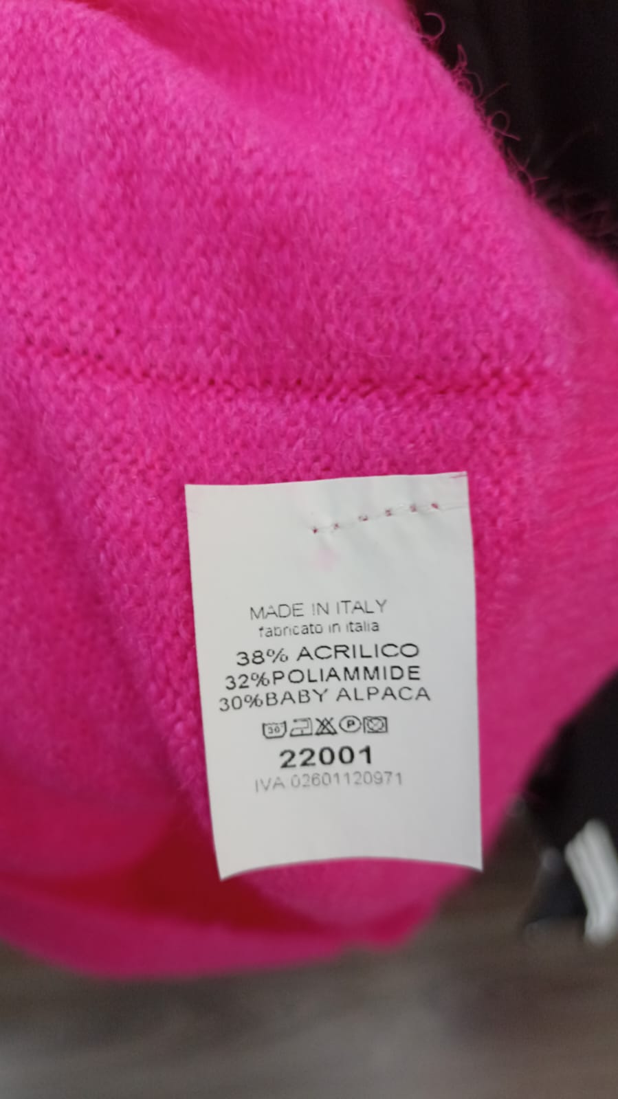Catchme UG - DOB - Dreieich | Kategorie: Bekleidung (bis grose 42) / Pullover | Angebot: Sofortprogramme, Orderware | Adresse: Catchme UG - Otto-Hahn Str. 24 - 63303 Dreieich - Tel: +49 (0)6103 – 39891 10 - grossartig9@gmail.com