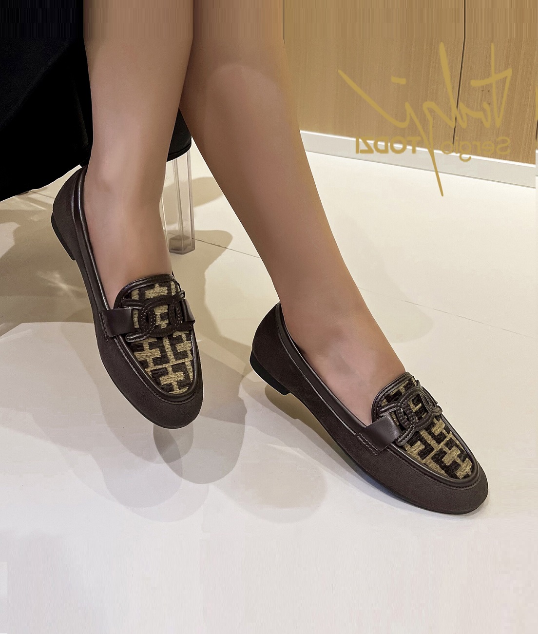 Lujah Shoes (Schuhgrosshandel) | Artikel-Nr. GO-277 | Schuhe/GOW | Kategorie: Damenschuhe | Angebot: Schuhe, Große Größen, Kinder & Teens, Young Fashion, Leather Wear | Adresse: Lujah Shoes - Doesburgstraat 5 - 5651BD Eindhoven - Tel: 0031642235368 - lujah-schuh@hotmail.com
