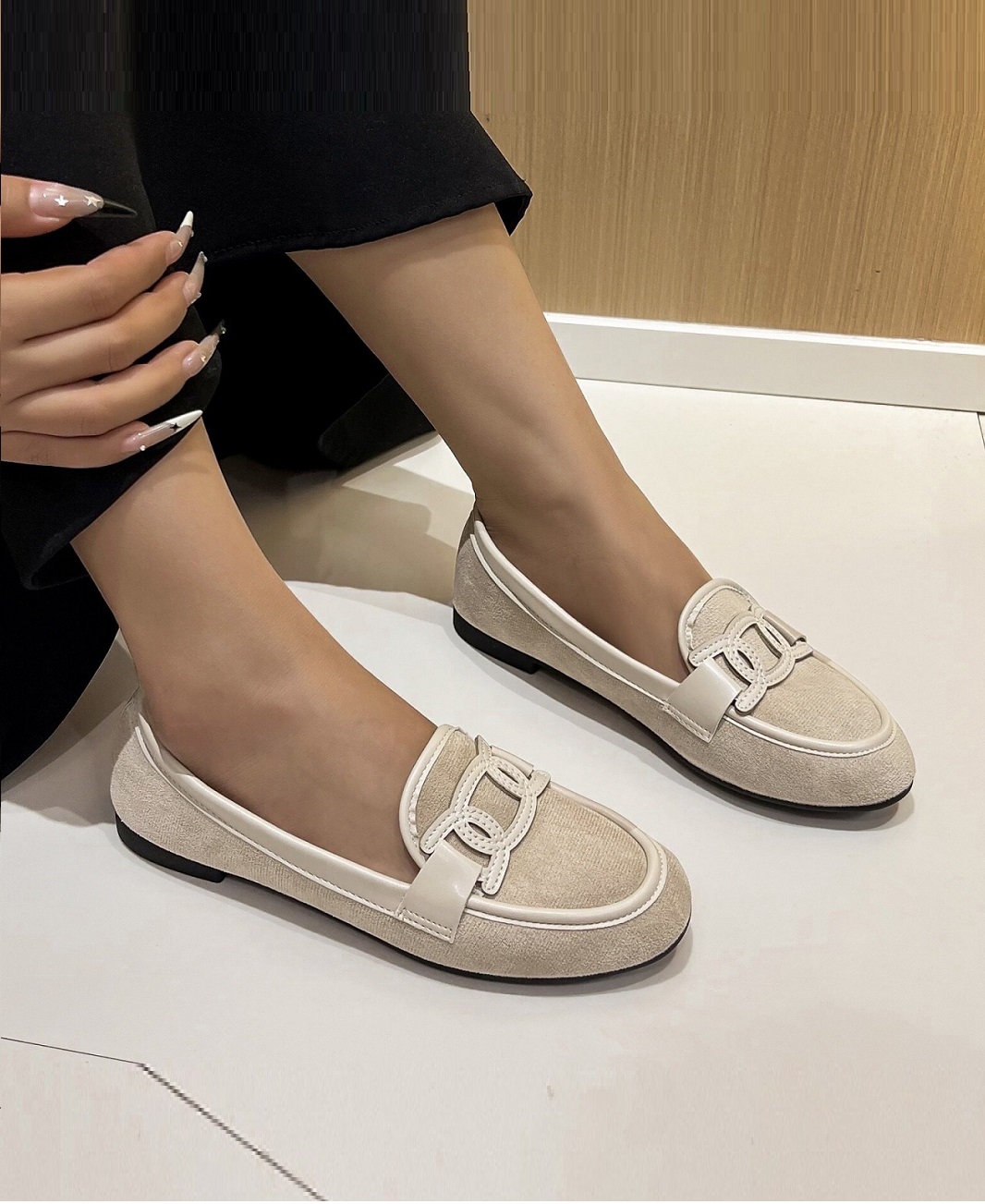 Lujah Shoes (Schuhgrosshandel) | Artikel-Nr. GO-265 | Schuhe/GOW | Kategorie: Freizeitschuhe/Sneakers | Angebot: Schuhe, Große Größen, Kinder & Teens, Young Fashion, Leather Wear | Adresse: Lujah Shoes - Doesburgstraat 5 - 5651BD Eindhoven - Tel: 0031642235368 - lujah-schuh@hotmail.com