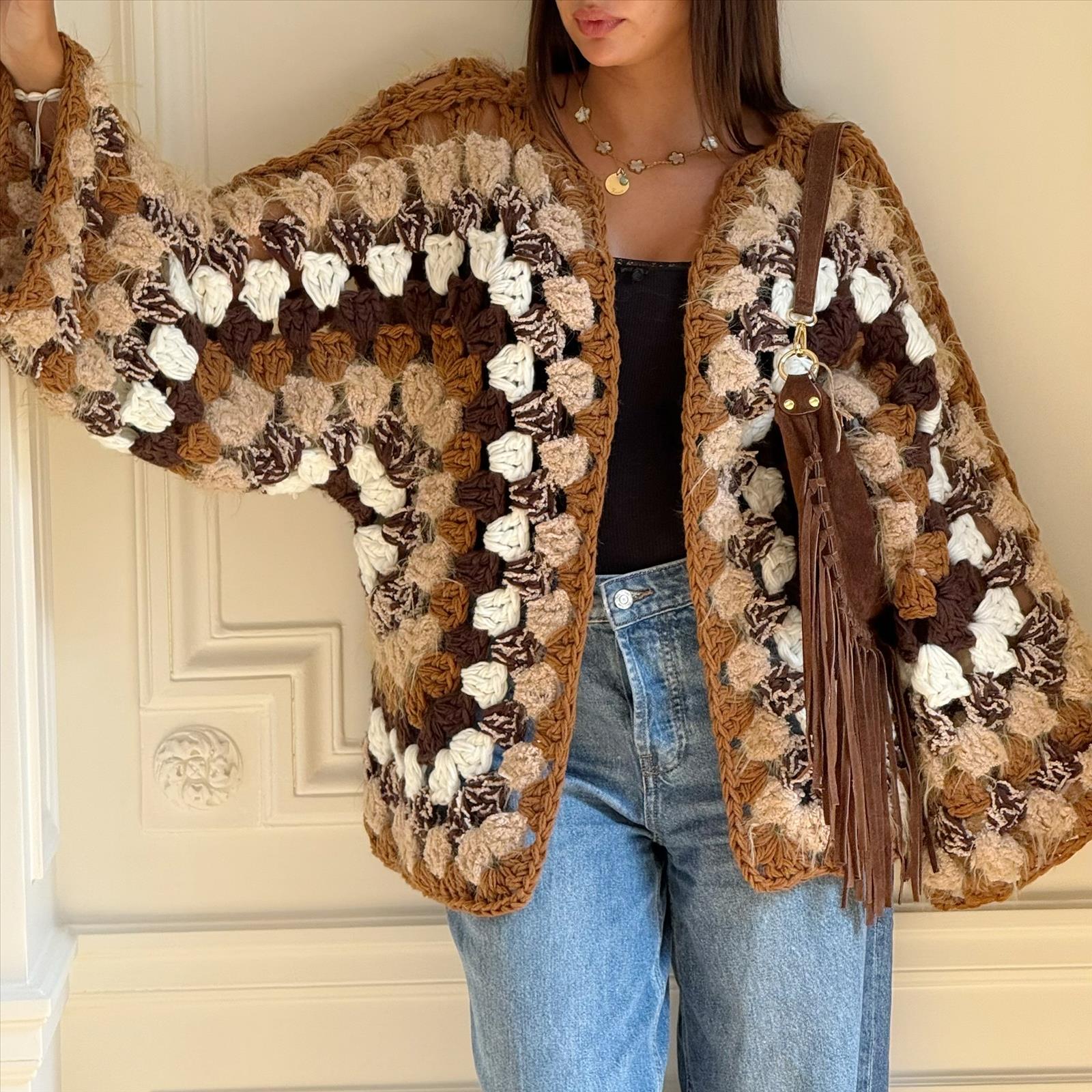 Hier geht's zum Shop von: E-Vitale Shoes - BIONDINI Großhandel Wholesale - hochwertige italienische Schuhe direkt ab Fabrik | Kategorie: Damenbekleidung / Pulli (LOT) | Adresse: E-VITALE SHOES - Raum 114 - Breslauer Str. 8 - 41460 Neuss - Tel: 02131/3868532 - service@evitale-shoes.eu | Angebot: Damenbekleidung, Damen Accessoires, Herren Accessoires, Schuhe, Young Fashion, Leather Wear, Sofortprogramme, Orderware