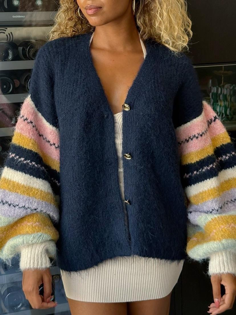 Ala Mode Fashion-DOB;Accessoires;Leather Wear; Young Fashion - Neuss | Kategorie: Gr. 42-50 | Angebot: Sofortprogramme, Orderware | Adresse: Ala Mode Fashion - Breslauerstr. 8 Raum 113 - 41460 neuss - Tel: 021312091616 - ala-mode@web.de