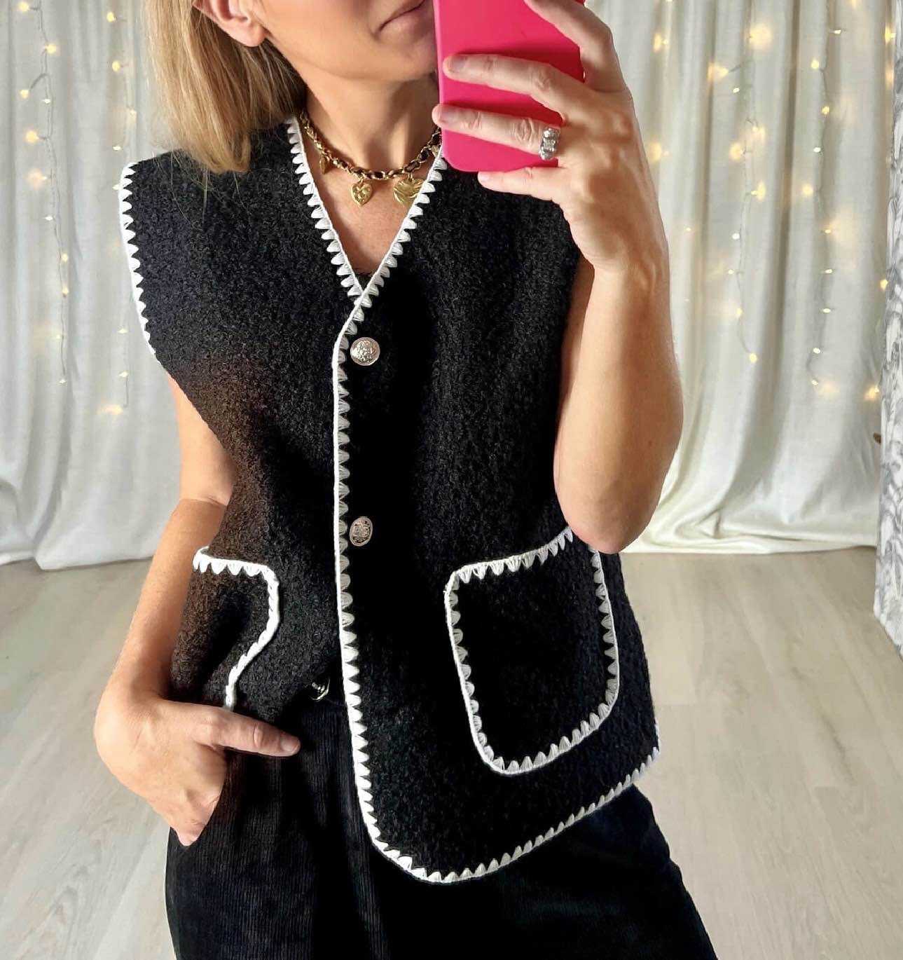 Hier geht's zum Shop von: Ala Mode Fashion-DOB;Accessoires;Leather Wear; Young Fashion - Neuss | Kategorie: Weste | Adresse: Ala Mode Fashion - Breslauerstr. 8 Raum 113 - 41460 neuss - Tel: 021312091616 - ala-mode@web.de | Angebot: Sofortprogramme, Orderware