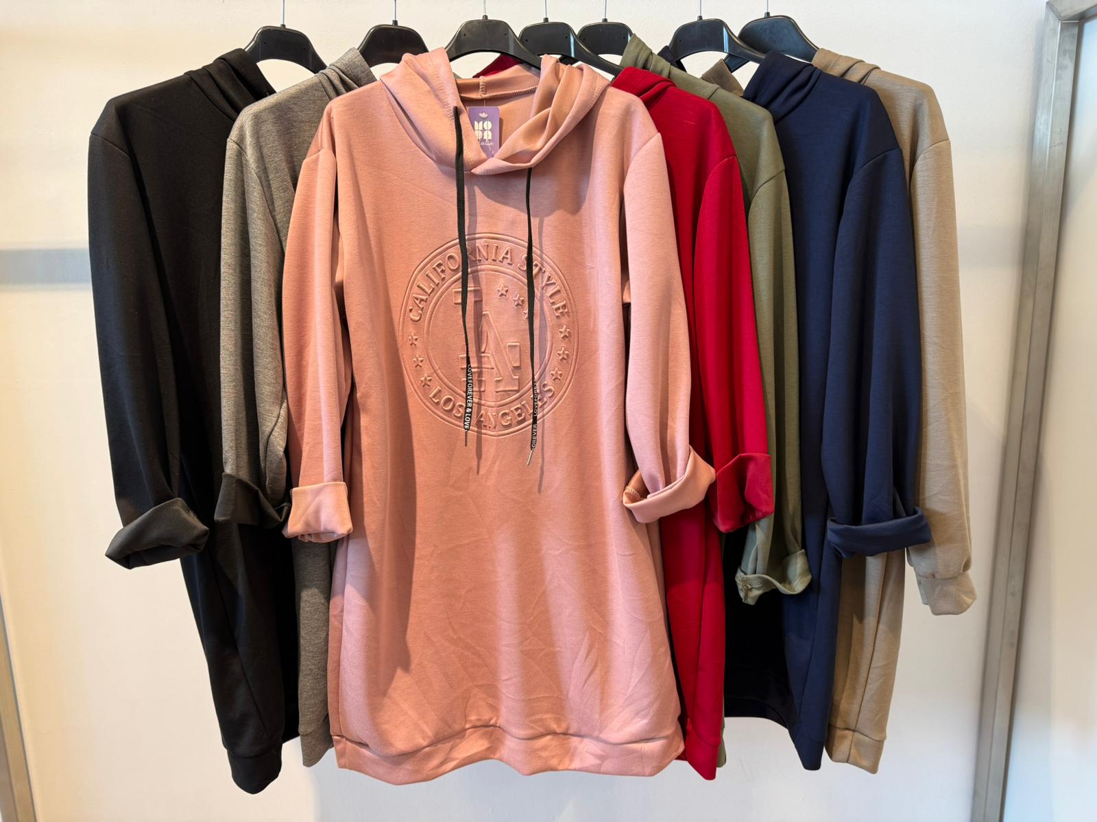 Hier geht's zum Shop von: TrendHubb - DOB - Hamburg | Long Hoodie | Adresse: TrendHubb - Modering 3 - 22457 Hamburg - Tel: 017680504417 - trendhubb@outlook.com | Angebot: Sofortprogramme, Orderware