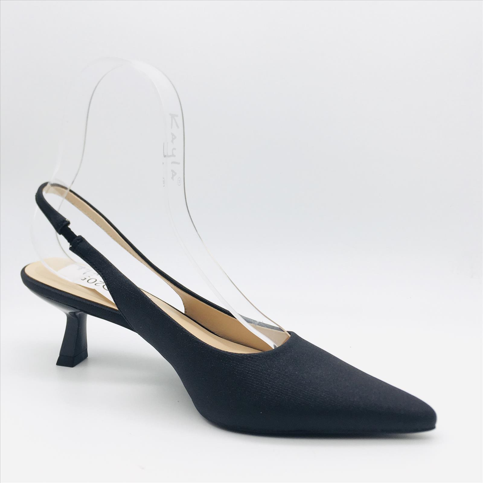 Kayla GmbH - Schuhgrosshandel | Kategorie: Pumps | Angebot: Damenbekleidung, Herrenbekleidung, Damen Accessoires, Herren Accessoires, Schuhe, Kinder & Teens, Young Fashion, Leather Wear, Sofortprogramme | Adresse: Kayla GmbH - de814155035 - Anton-Kux Str. 2 - 41460 Neuss - Tel: 021311332043 - kaylashoes@hotmail.com