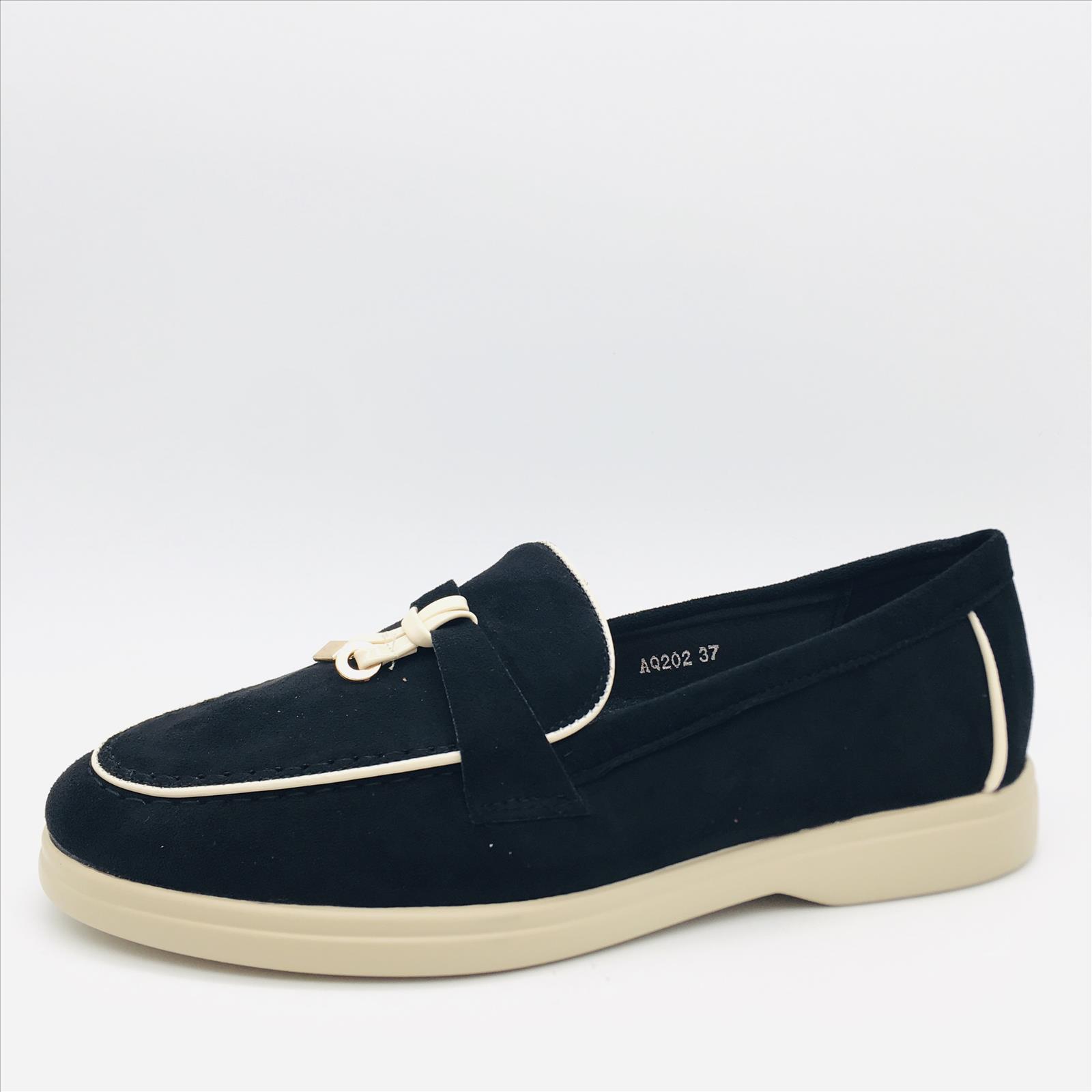 Kayla GmbH - Schuhgrosshandel | Kategorie: Stiefel | Angebot: Damenbekleidung, Herrenbekleidung, Damen Accessoires, Herren Accessoires, Schuhe, Kinder & Teens, Young Fashion, Leather Wear, Sofortprogramme | Adresse: Kayla GmbH - de814155035 - Anton-Kux Str. 2 - 41460 Neuss - Tel: 021311332043 - kaylashoes@hotmail.com