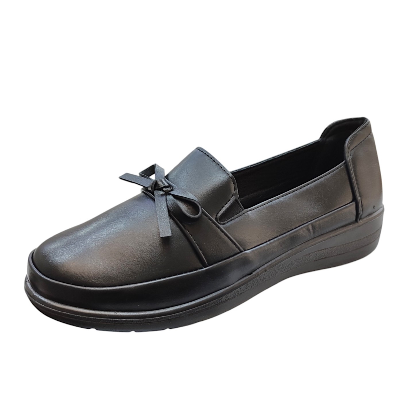 Mario Schuhs - Accessoires;Schuhe;Beach Wear;Young Fashion;Kinder&Teens - Neuss | Artikel-Nr. W101 | Mokassins | Aufgrund der Lichtverhältnisse bei der Produktfotografie und unterschiedlichen Bildschirmeinstellungen kann es dazu kommen, dass die Farbe des Produktes nicht authentisch wiedergegeben wird | Kategorie: Damen / Mokassins & Ballerinas | Angebot: Sofortprogramme, Orderware | Adresse: Mario Schuhs - Anton-Kux-Str. 2 - 41460 Neuss - Tel: 02131 5123682 - mario.schuhs@hotmail.com