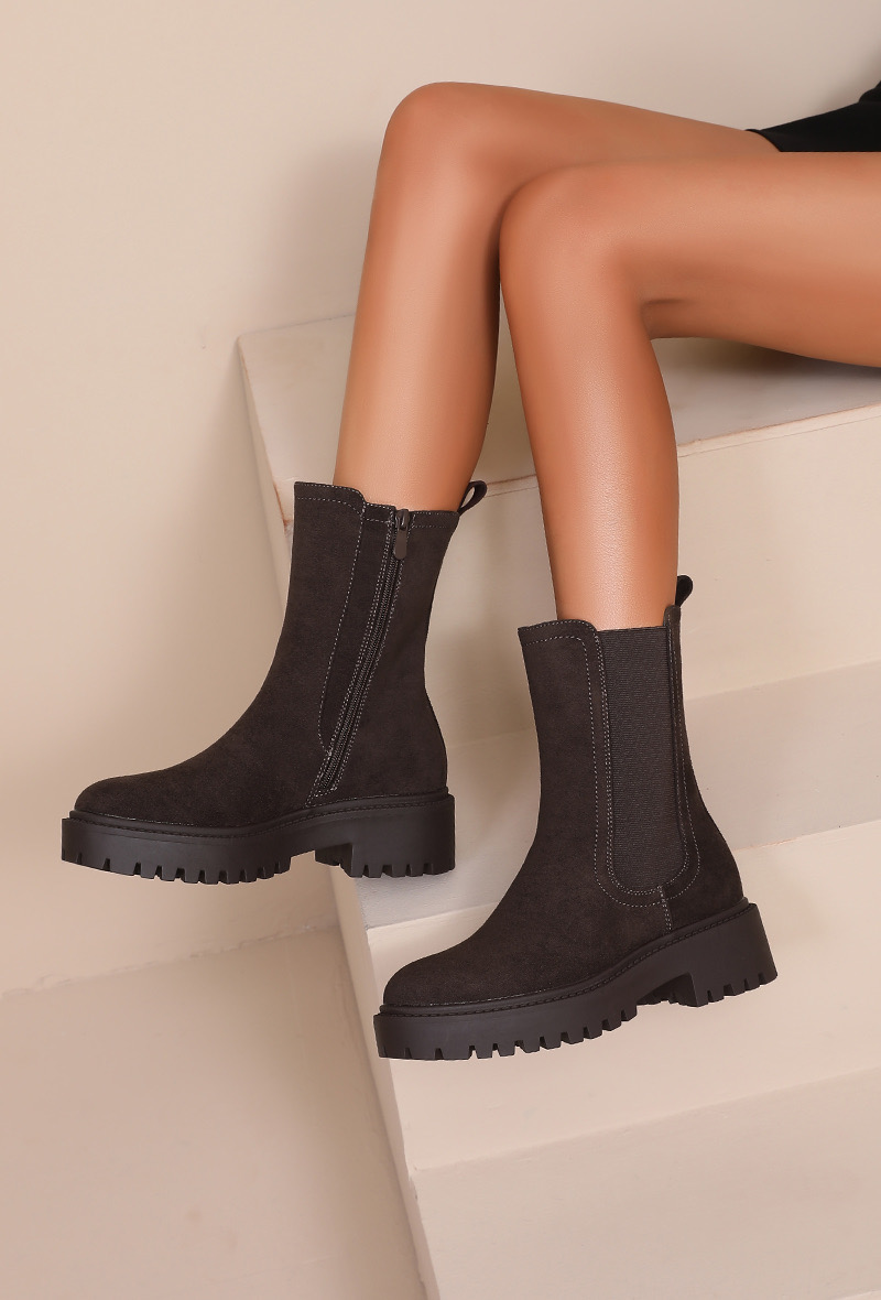 E-Vitale Shoes - BIONDINI Großhandel Wholesale - hochwertige italienische Schuhe direkt ab Fabrik | Kategorie: Damenschuhe / Stiefel (LOT) | Angebot: Damenbekleidung, Damen Accessoires, Herren Accessoires, Schuhe, Young Fashion, Leather Wear, Sofortprogramme, Orderware | Adresse: E-VITALE SHOES - Raum 114 - Breslauer Str. 8 - 41460 Neuss - Tel: 02131/3868532 - service@evitale-shoes.eu