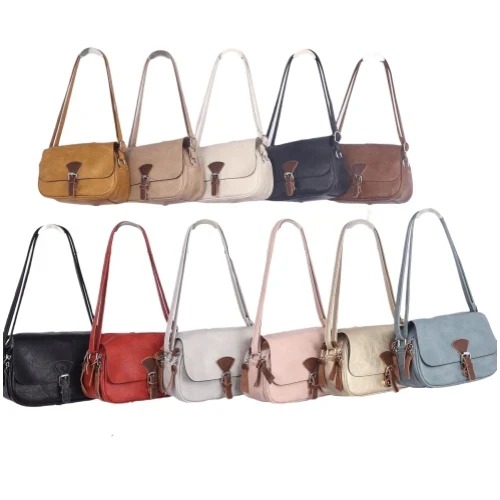 Hier geht's zum Shop von: Fox by Ren GmbH - DOB; ACCessoires - Neuss | Umhängetasche - Passion | Artikel-Nr. 21012 | Trendige & hochwertige Tasche - Größe: ca. 26 x 18 x 11cm - Material: 100% PU - mit Reißverschluss - 2x Hauptfächer mit RV - Innen: 2x Steckfächer und 1x RV Rückfach - Auf der Rückseite 1x RV Fach - mit Schultergurt wie im Foto / verstellbar | Kategorie: Taschen / Umhängetaschen | Adresse: Fox by Ren GmbH - Anton-Kux-Str. 2 - 41460 Neuss - Tel: 021313818241 - info@foxbyren.com | Angebot: Sofortprogramme, Orderware