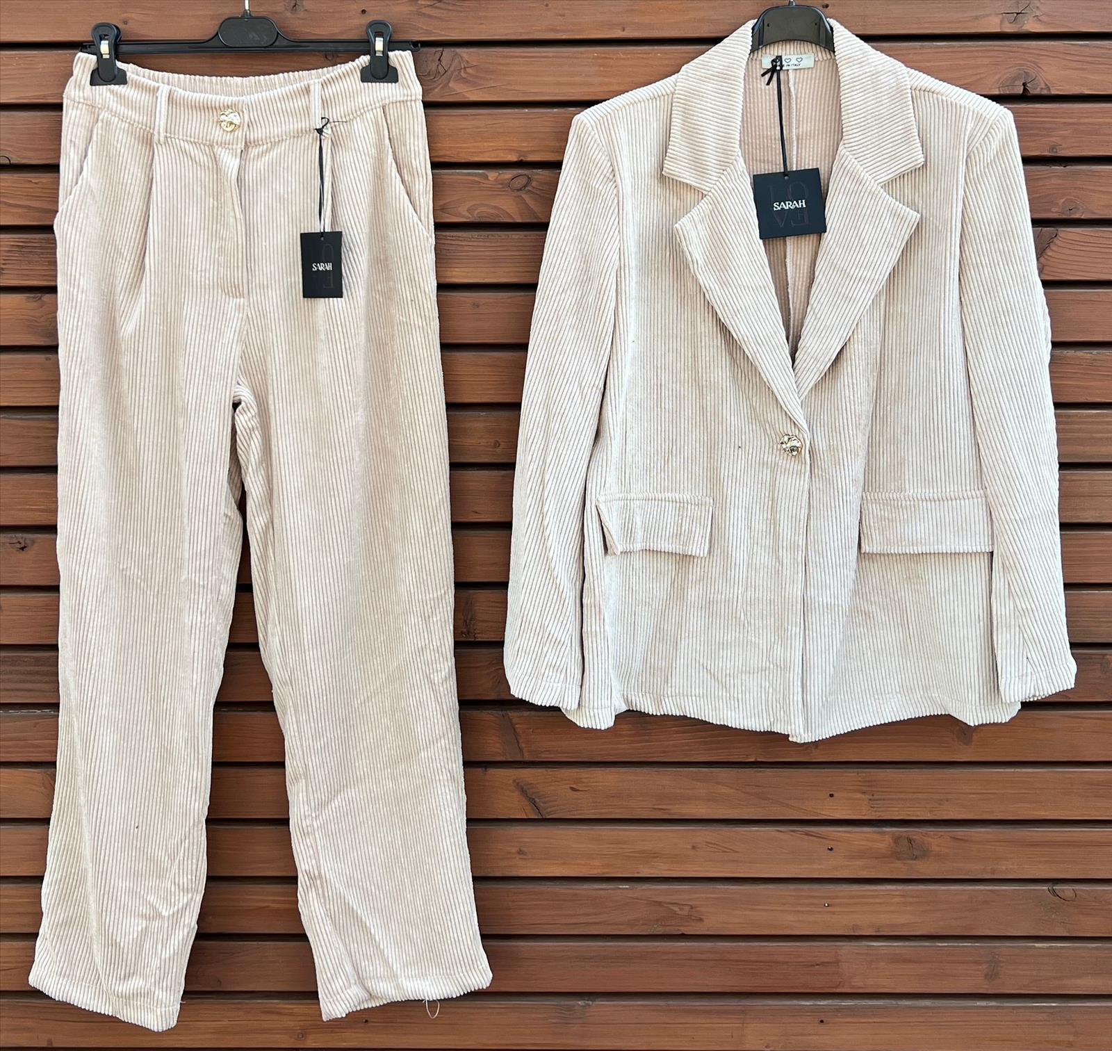 Element of Joy - Damenbekleidung und Accessoires - Wiesbaden | Set | Artikel-Nr. Beige | Kategorie: Set | Angebot: Damenbekleidung, Damen Accessoires, Schuhe | Adresse: Element of Joy - Marktstraße 27 - 65183 Wiesbaden - Tel: 01628583468 - elementofjoy1@gmail.com