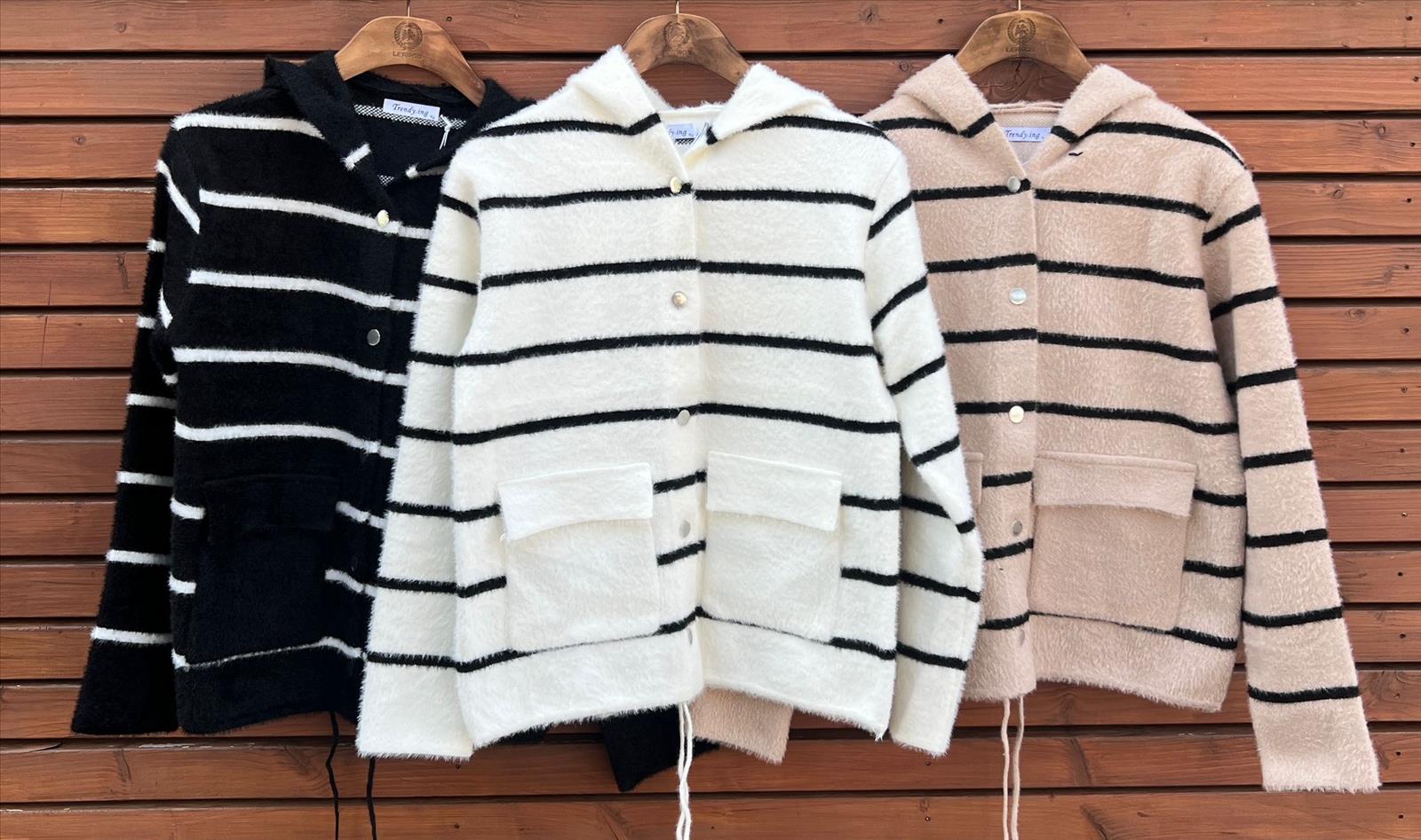 Element of Joy - Damenbekleidung und Accessoires - Wiesbaden | Pullover | Artikel-Nr. 1799 | Kategorie: Pullover | Angebot: Damenbekleidung, Damen Accessoires, Schuhe | Adresse: Element of Joy - Marktstraße 27 - 65183 Wiesbaden - Tel: 01628583468 - elementofjoy1@gmail.com