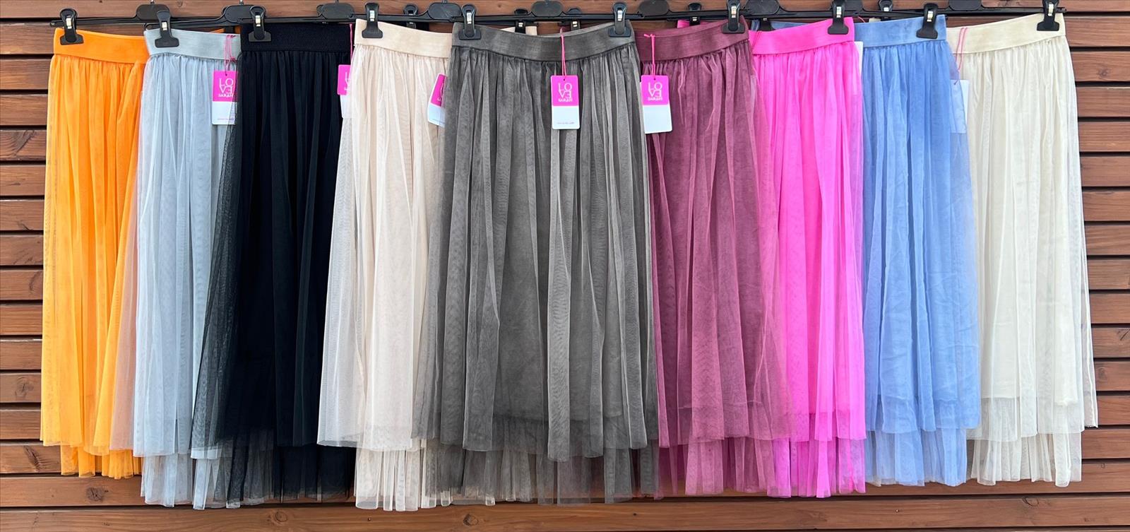 Element of Joy - Damenbekleidung und Accessoires - Wiesbaden | Rock | Artikel-Nr. 1802 | Kategorie: Rock | Angebot: Damenbekleidung, Damen Accessoires, Schuhe | Adresse: Element of Joy - Marktstraße 27 - 65183 Wiesbaden - Tel: 01628583468 - elementofjoy1@gmail.com