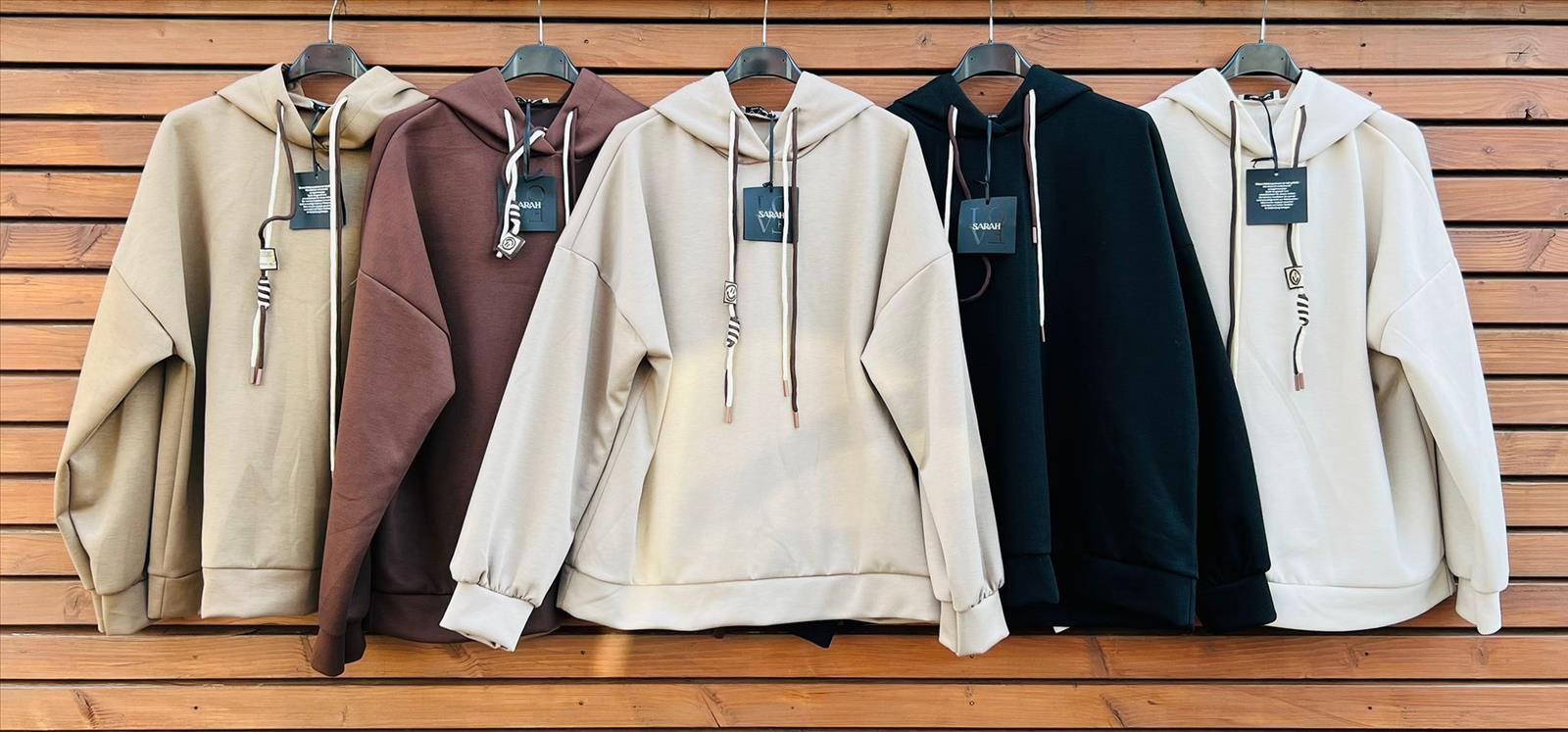 Element of Joy - Damenbekleidung und Accessoires - Wiesbaden | Hoodie | Artikel-Nr. 1819 | Kategorie: Pullover | Angebot: Damenbekleidung, Damen Accessoires, Schuhe | Adresse: Element of Joy - Marktstraße 27 - 65183 Wiesbaden - Tel: 01628583468 - elementofjoy1@gmail.com