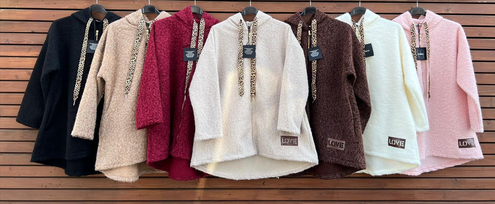 Element of Joy - Damenbekleidung und Accessoires - Wiesbaden | Jacke | Artikel-Nr. 1826 | Kategorie: Jacken | Angebot: Damenbekleidung, Damen Accessoires, Schuhe | Adresse: Element of Joy - Marktstraße 27 - 65183 Wiesbaden - Tel: 01628583468 - elementofjoy1@gmail.com