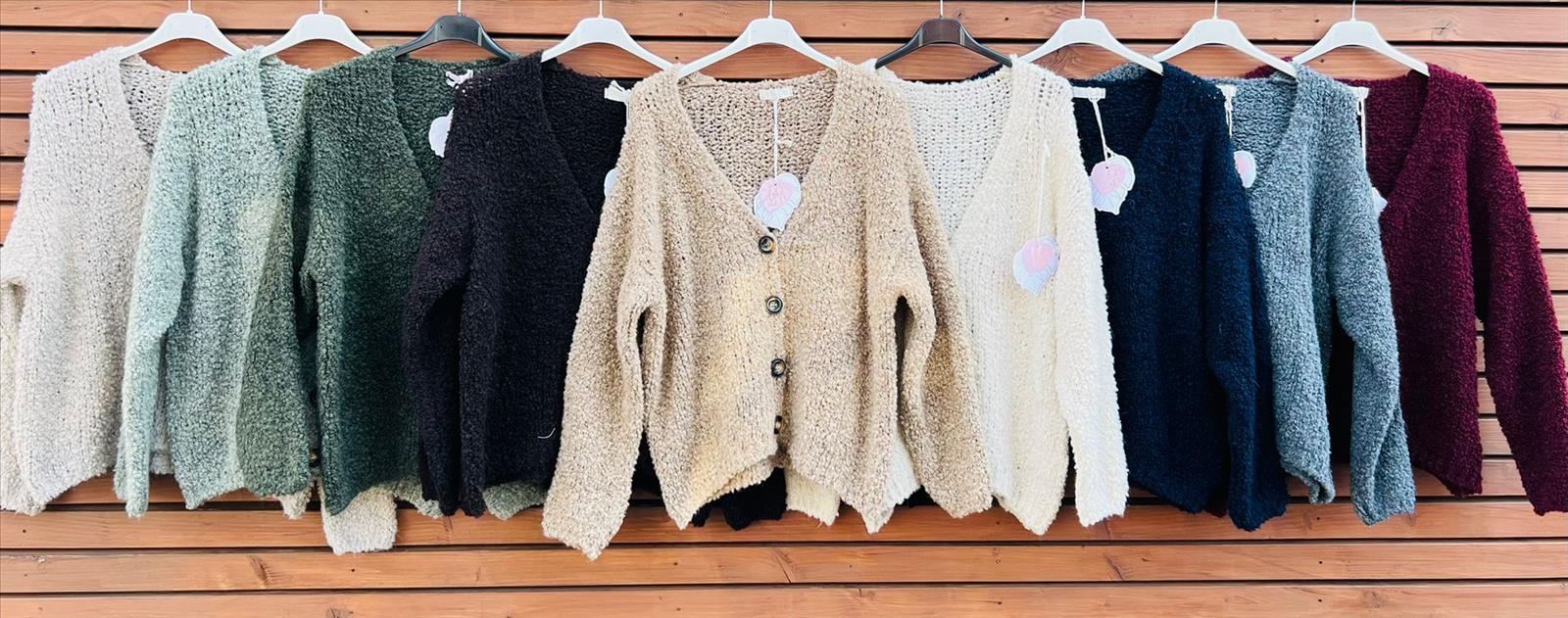 Element of Joy - Damenbekleidung und Accessoires - Wiesbaden | Cardigan | Artikel-Nr. 1836 | Kategorie: cardigen | Angebot: Damenbekleidung, Damen Accessoires, Schuhe | Adresse: Element of Joy - Marktstraße 27 - 65183 Wiesbaden - Tel: 01628583468 - elementofjoy1@gmail.com