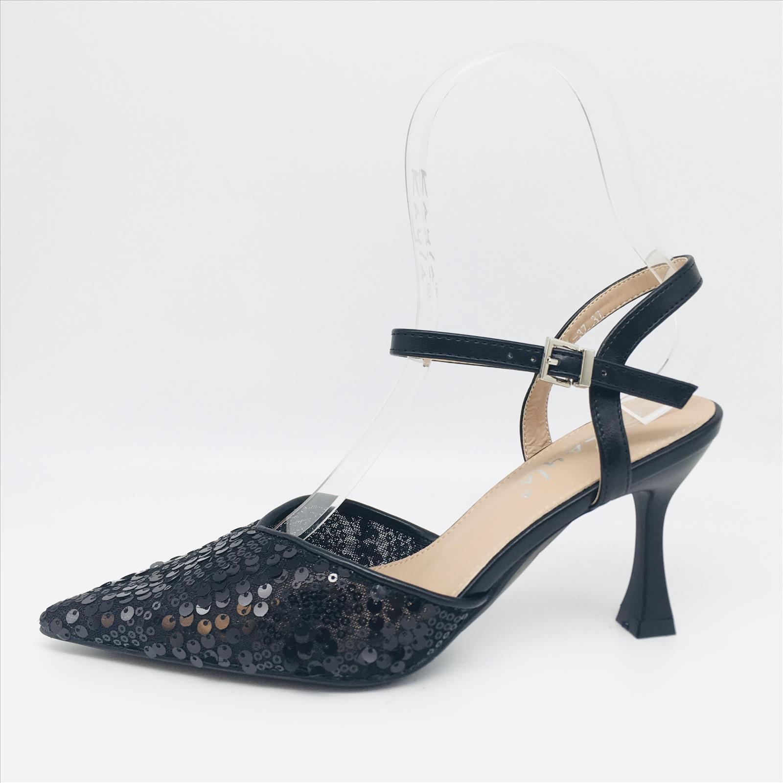 Hier geht's zum Shop von: Kayla GmbH - Schuhgrosshandel | Kategorie: Sandalen | Adresse: Kayla GmbH - de814155035 - Anton-Kux Str. 2 - 41460 Neuss - Tel: 021311332043 - kaylashoes@hotmail.com | Angebot: Damenbekleidung, Herrenbekleidung, Damen Accessoires, Herren Accessoires, Schuhe, Kinder & Teens, Young Fashion, Leather Wear, Sofortprogramme