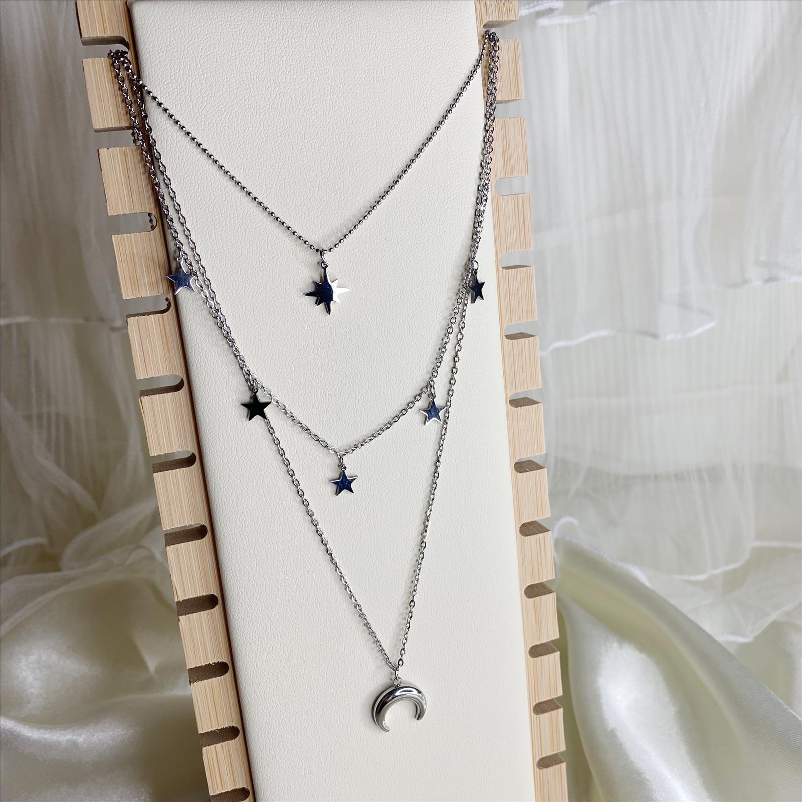 Dega Handels GmbH - DOB, HAKA Accessoires, Dessous, Young Fashion - Neuss | Kategorie: Edelstahlschmuck(Damen) / Kette | Angebot: Damenbekleidung, Herrenbekleidung, Damen Accessoires, Herren Accessoires, Dessous, Große Größen, Young Fashion, Orderware | Adresse: Dega Handels GmbH - Anton-Kux-Str.2 - 41460 Neuss - Tel: 02131-3863604 - dega_gmbh@hotmail.com