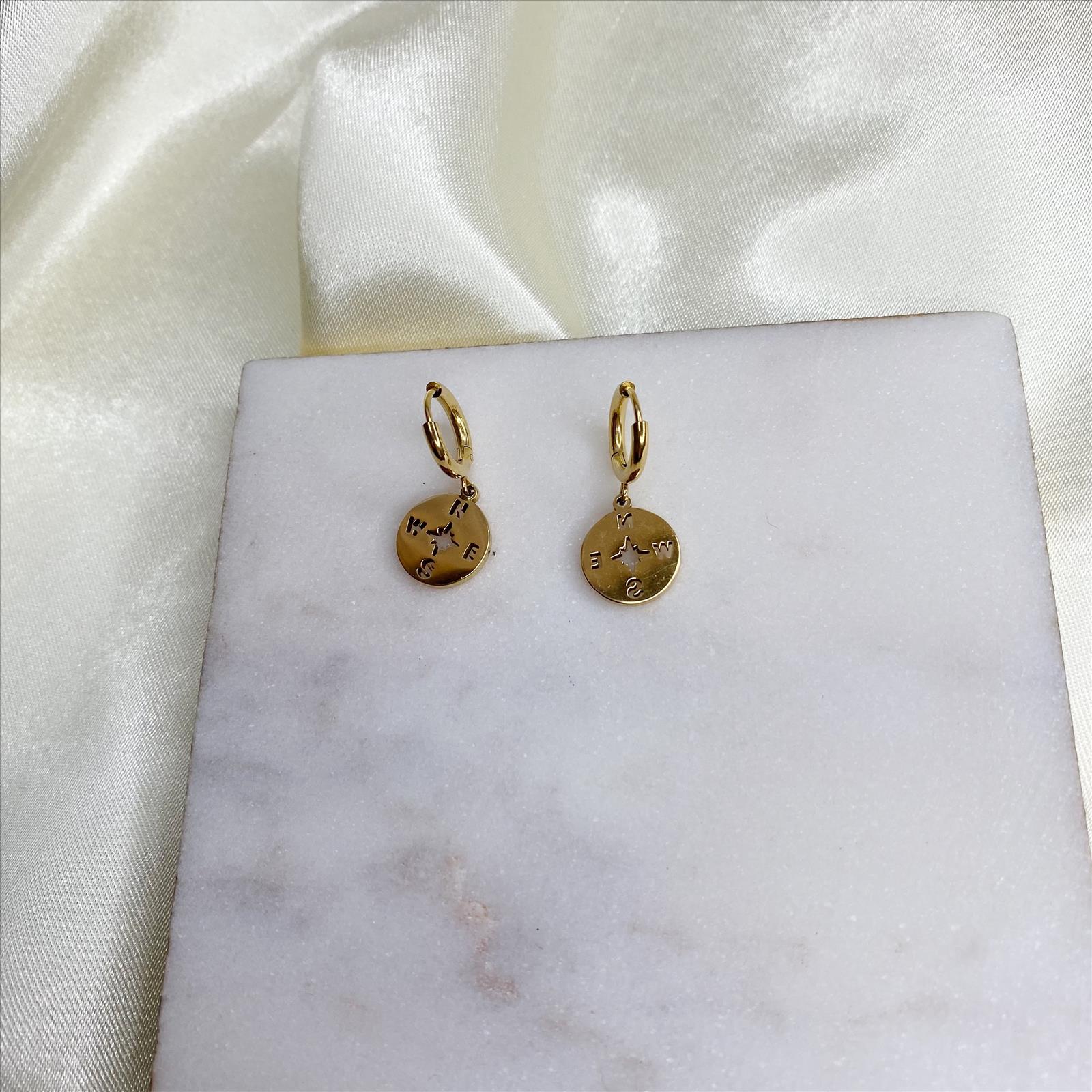 Dega Handels GmbH - DOB, HAKA Accessoires, Dessous, Young Fashion - Neuss | Kategorie: Edelstahlschmuck(Damen) / Ohrringe | Angebot: Damenbekleidung, Herrenbekleidung, Damen Accessoires, Herren Accessoires, Dessous, Große Größen, Young Fashion, Orderware | Adresse: Dega Handels GmbH - Anton-Kux-Str.2 - 41460 Neuss - Tel: 02131-3863604 - dega_gmbh@hotmail.com