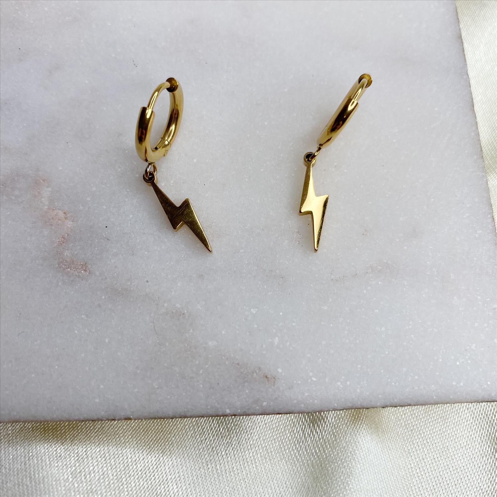 Dega Handels GmbH - DOB, HAKA Accessoires, Dessous, Young Fashion - Neuss | Artikel-Nr. EO067# | Ohrringe | Material:EdelstahlNickelfrei | Kategorie: Edelstahlschmuck(Damen) / Ohrringe | Angebot: Damenbekleidung, Herrenbekleidung, Damen Accessoires, Herren Accessoires, Dessous, Große Größen, Young Fashion, Orderware | Adresse: Dega Handels GmbH - Anton-Kux-Str.2 - 41460 Neuss - Tel: 02131-3863604 - dega_gmbh@hotmail.com