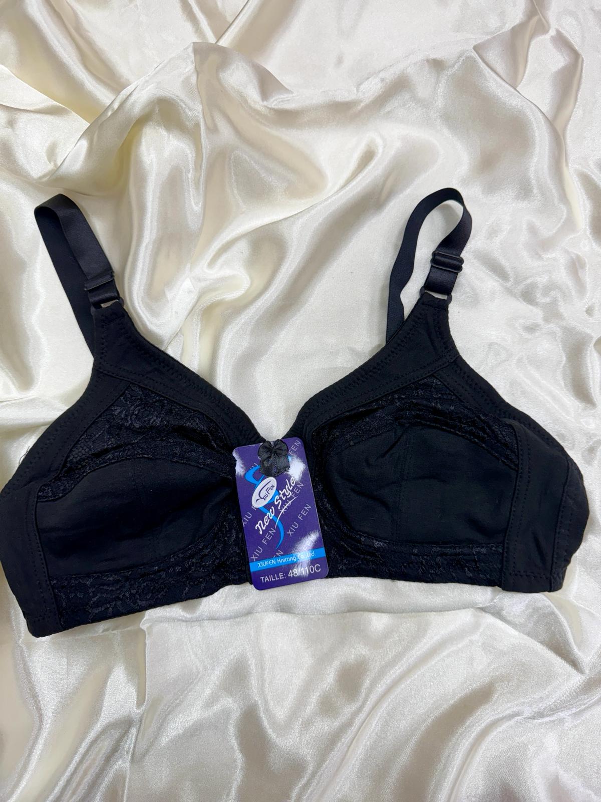 Dega Handels GmbH - DOB, HAKA Accessoires, Dessous, Young Fashion - Neuss | Kategorie: BH / Ohne Bügel Ohne Schale | Angebot: Damenbekleidung, Herrenbekleidung, Damen Accessoires, Herren Accessoires, Dessous, Große Größen, Young Fashion, Orderware | Adresse: Dega Handels GmbH - Anton-Kux-Str.2 - 41460 Neuss - Tel: 02131-3863604 - dega_gmbh@hotmail.com