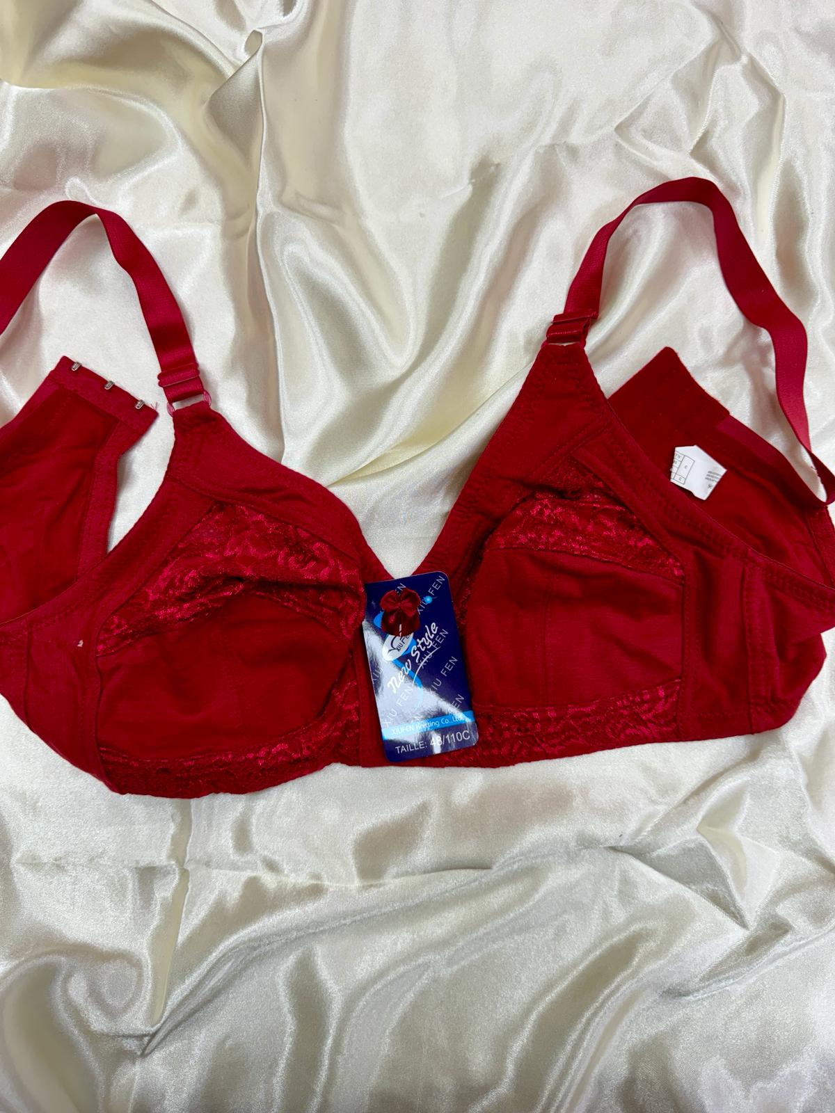Dega Handels GmbH - DOB, HAKA Accessoires, Dessous, Young Fashion - Neuss | Kategorie: BH / Ohne Bügel Ohne Schale | Angebot: Damenbekleidung, Herrenbekleidung, Damen Accessoires, Herren Accessoires, Dessous, Große Größen, Young Fashion, Orderware | Adresse: Dega Handels GmbH - Anton-Kux-Str.2 - 41460 Neuss - Tel: 02131-3863604 - dega_gmbh@hotmail.com