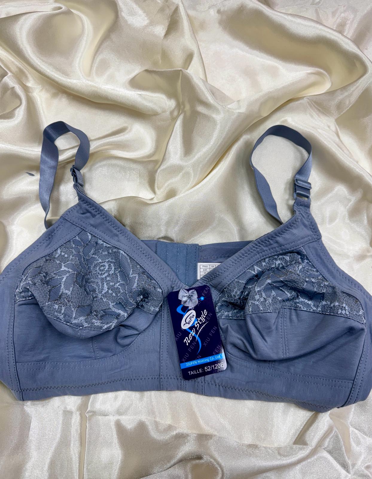 Dega Handels GmbH - DOB, HAKA Accessoires, Dessous, Young Fashion - Neuss | Kategorie: BH / Ohne Bügel Ohne Schale | Angebot: Damenbekleidung, Herrenbekleidung, Damen Accessoires, Herren Accessoires, Dessous, Große Größen, Young Fashion, Orderware | Adresse: Dega Handels GmbH - Anton-Kux-Str.2 - 41460 Neuss - Tel: 02131-3863604 - dega_gmbh@hotmail.com