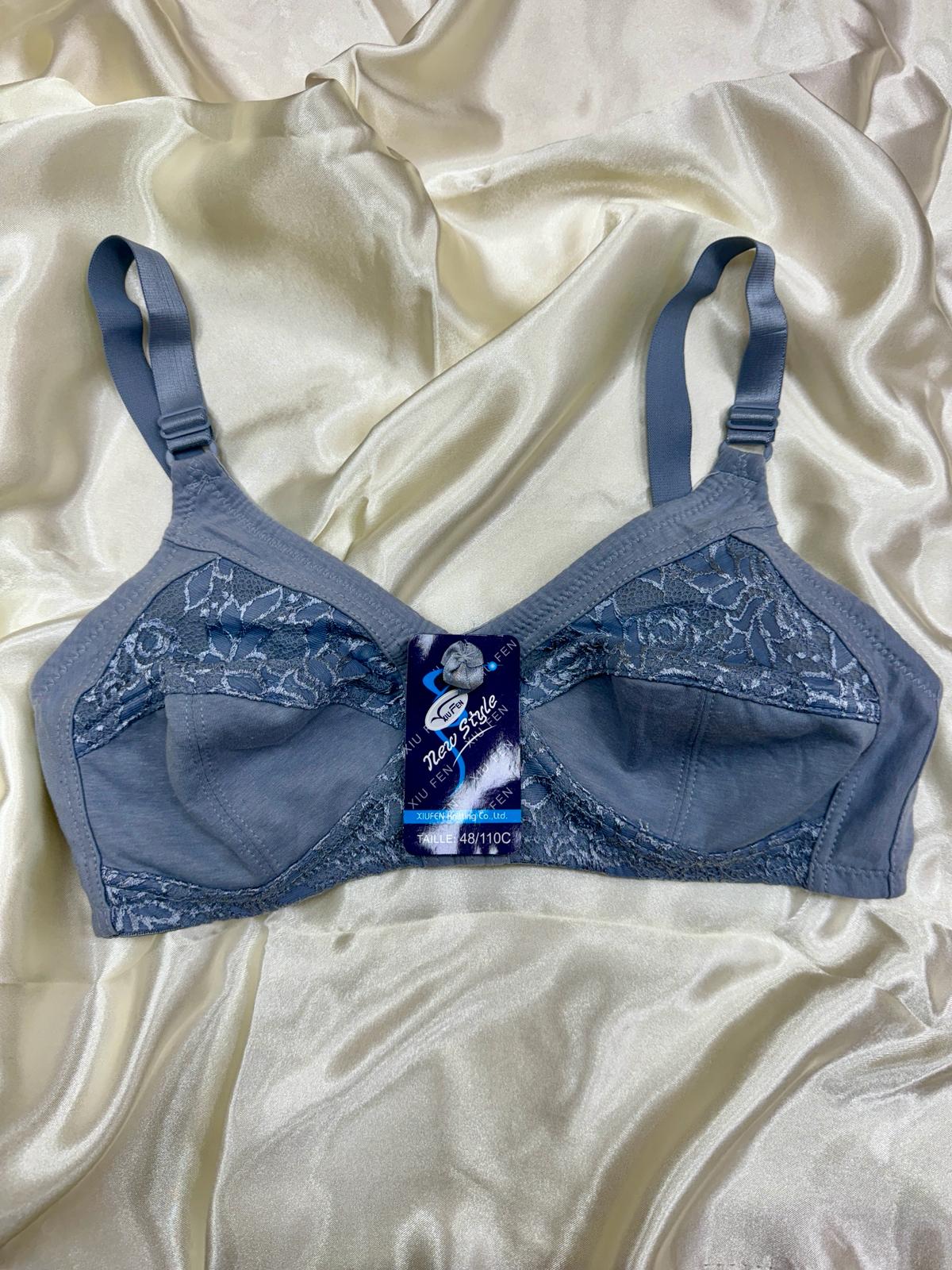 Dega Handels GmbH - DOB, HAKA Accessoires, Dessous, Young Fashion - Neuss | Kategorie: BH / Ohne Bügel Ohne Schale | Angebot: Damenbekleidung, Herrenbekleidung, Damen Accessoires, Herren Accessoires, Dessous, Große Größen, Young Fashion, Orderware | Adresse: Dega Handels GmbH - Anton-Kux-Str.2 - 41460 Neuss - Tel: 02131-3863604 - dega_gmbh@hotmail.com