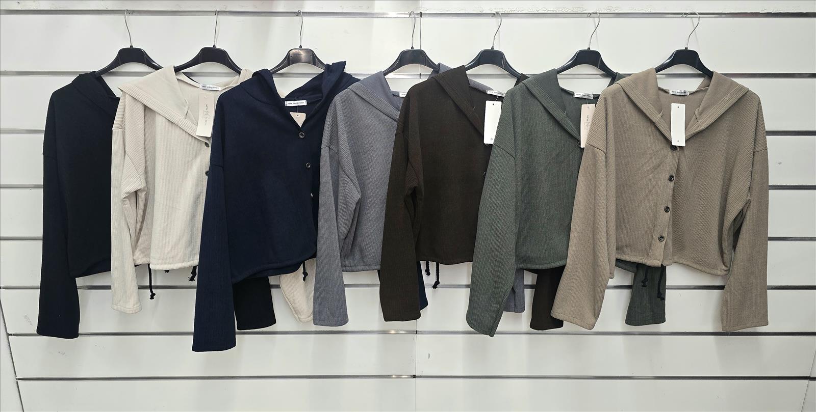 Noor Fashion - DOB;HAKA;Young Fashion - Dreieich | Kategorie: Damen Pullover | Angebot: Sofortprogramme, Orderware | Adresse: Noor Fashion - Otto-Hahn-Str. 6 - 63303 Dreieich - Tel: +49 6103 371505 - noorfashion@web.de