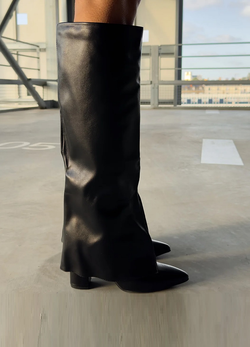 Hier geht's zum Shop von: Lujah Shoes (Schuhgrosshandel) | Artikel-Nr. 588-47 | Stiefel/GOW | Kategorie: Stiefel | Adresse: Lujah Shoes - Doesburgstraat 5 - 5651BD Eindhoven - Tel: 0031642235368 - lujah-schuh@hotmail.com | Angebot: Schuhe, Große Größen, Kinder & Teens, Young Fashion, Leather Wear
