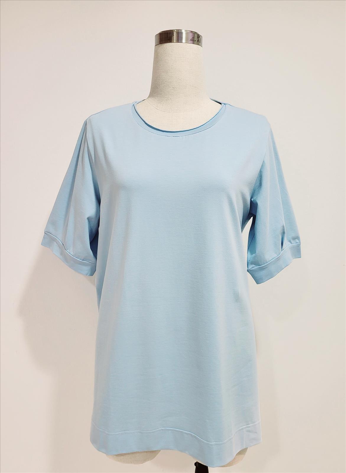 Version Texil GmbH Import Export - Beautiful Big´s - Jeans, Stretchhosen | Artikel-Nr. V-431000 | T-Shirt | 95% Baumwolle 5% Elasthan | Kategorie: T-Shirt Basic / Baumwolle/Elesthan | Angebot: Damenbekleidung, Große Größen, Sofortprogramme, Orderware | Adresse: Version Textil Imp Exp GmbH - Breslauer Str. 8 - 41460 Neuss - Tel: 02131 103335 - versionxxl@gmail.com