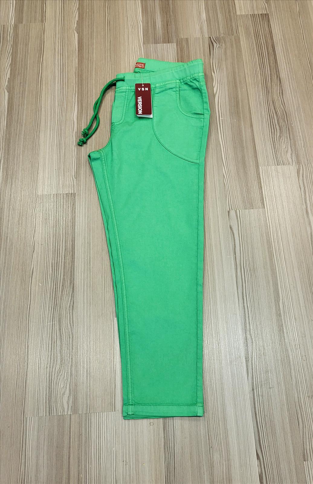Version Texil GmbH Import Export - Beautiful Big´s - Jeans, Stretchhosen | Artikel-Nr. V-445001 | Baumwolle Hose Stretch | 73% Baumwolle24% Polyester 3% Elesthan | Kategorie: Baumwolle Hose Stretch / Kordel Bund / 7/8 Lang | Angebot: Damenbekleidung, Große Größen, Sofortprogramme, Orderware | Adresse: Version Textil Imp Exp GmbH - Breslauer Str. 8 - 41460 Neuss - Tel: 02131 103335 - versionxxl@gmail.com