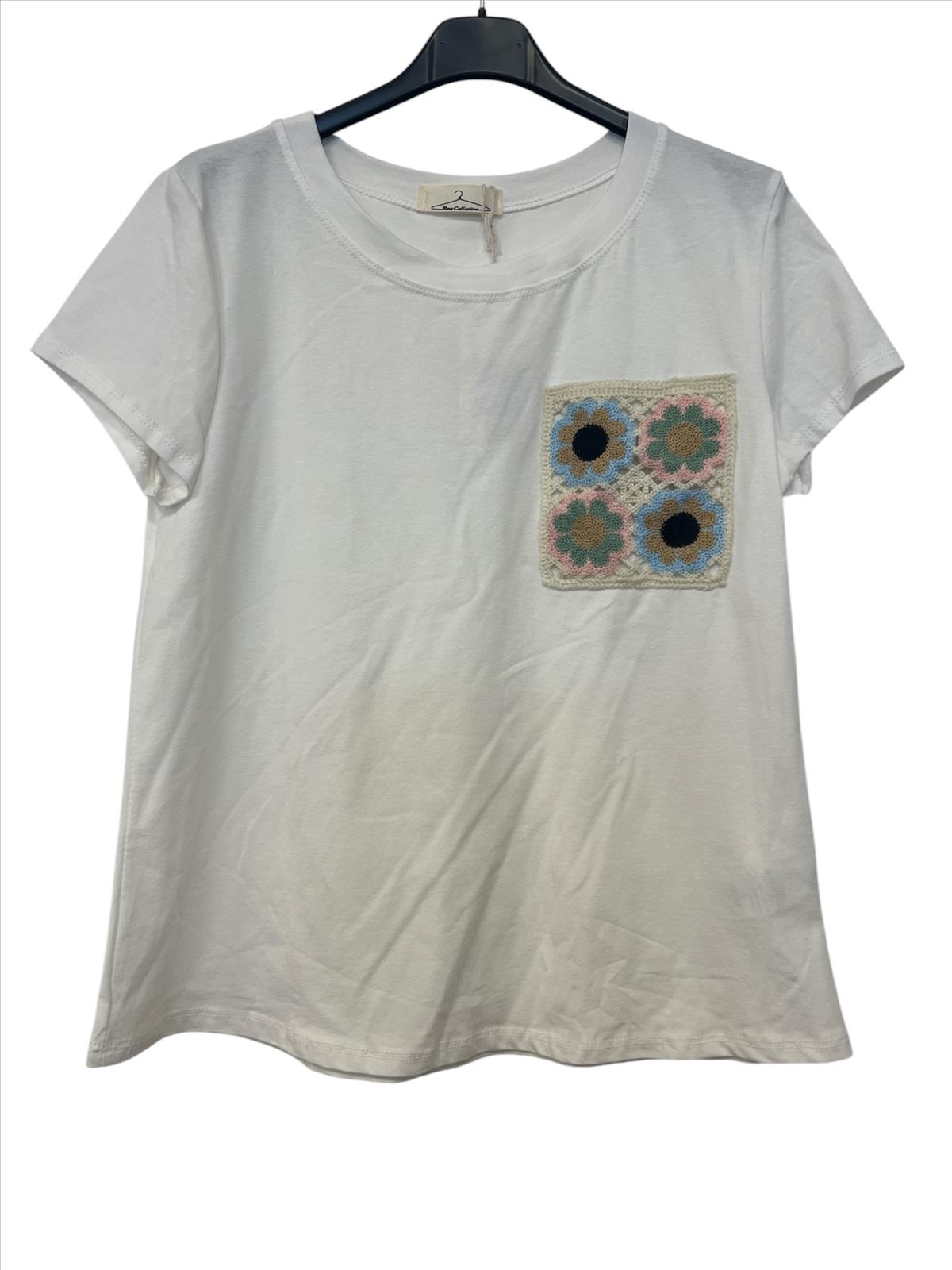 DW-Empire - Damenmode, Kindermode, Accessoires, Taschen, Tücher | Sommer Shirt mit Stickerei | Artikel-Nr. 13064 | cotton | Kategorie: Oberteile / Shirts | Angebot: Damenbekleidung, Damen Accessoires, Schuhe, Dessous, Große Größen, Young Fashion, Landhausmode, Leather Wear, Sofortprogramme, Orderware | Adresse: DW-Empire - Johanniskirchstr. 94 - 45329 Essen - Tel: 021311783220 - info@dw-empire.de