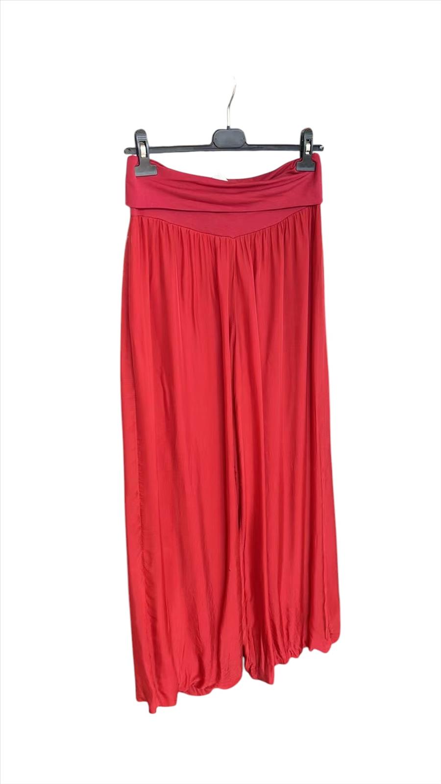 DW-Empire - Damenmode, Kindermode, Accessoires, Taschen, Tücher | seiden hose | Artikel-Nr. 13082 | seide mit unter futter | Kategorie: Hosen / Stoffhosen | Angebot: Damenbekleidung, Damen Accessoires, Schuhe, Dessous, Große Größen, Young Fashion, Landhausmode, Leather Wear, Sofortprogramme, Orderware | Adresse: DW-Empire - Johanniskirchstr. 94 - 45329 Essen - Tel: 021311783220 - info@dw-empire.de