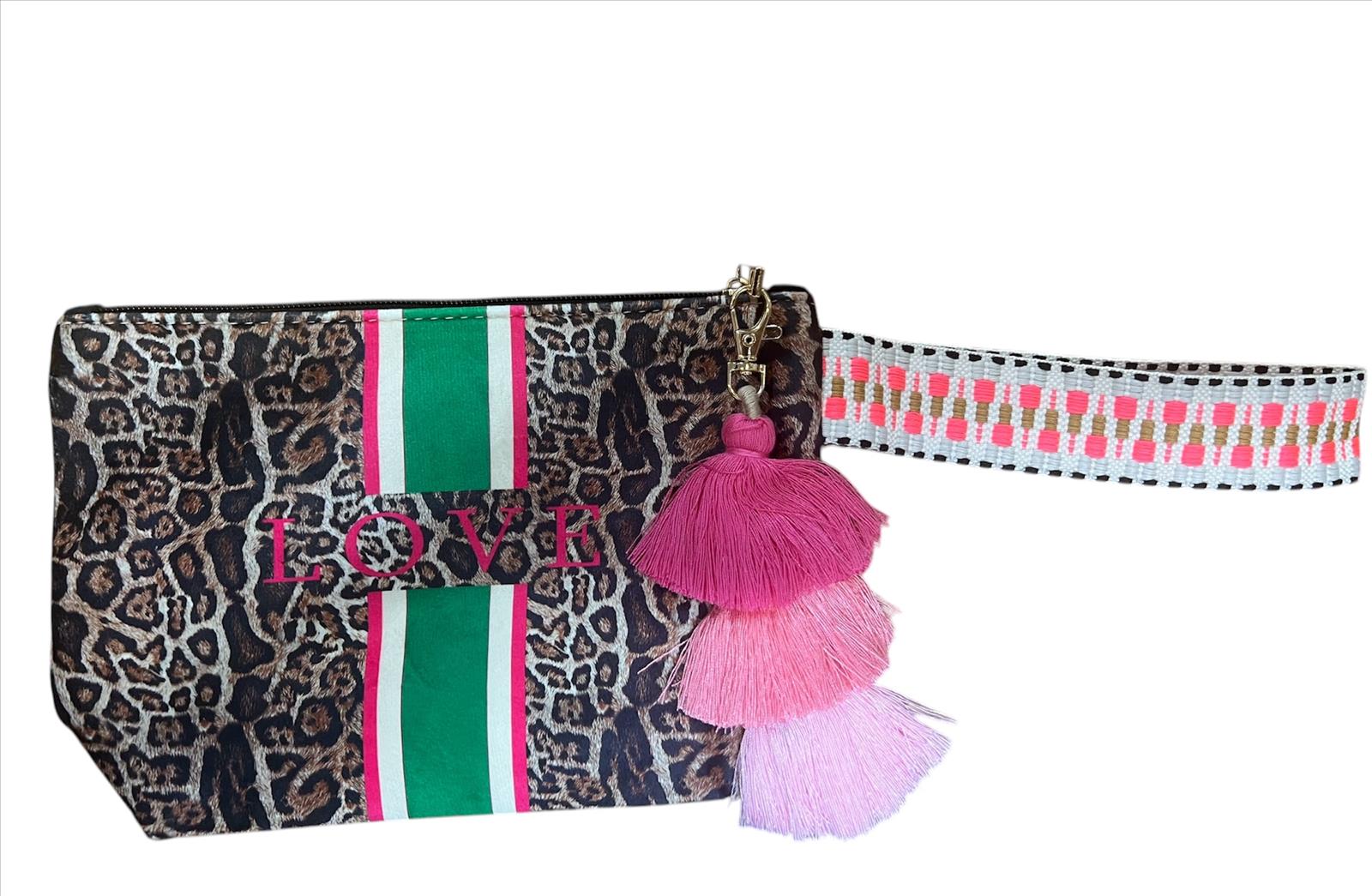 DW-Empire - Damenmode, Kindermode, Accessoires, Taschen, Tücher | leo love taschen | Artikel-Nr. 13087 | Kategorie: Accessoires / Taschen | Angebot: Damenbekleidung, Damen Accessoires, Schuhe, Dessous, Große Größen, Young Fashion, Landhausmode, Leather Wear, Sofortprogramme, Orderware | Adresse: DW-Empire - Johanniskirchstr. 94 - 45329 Essen - Tel: 021311783220 - info@dw-empire.de