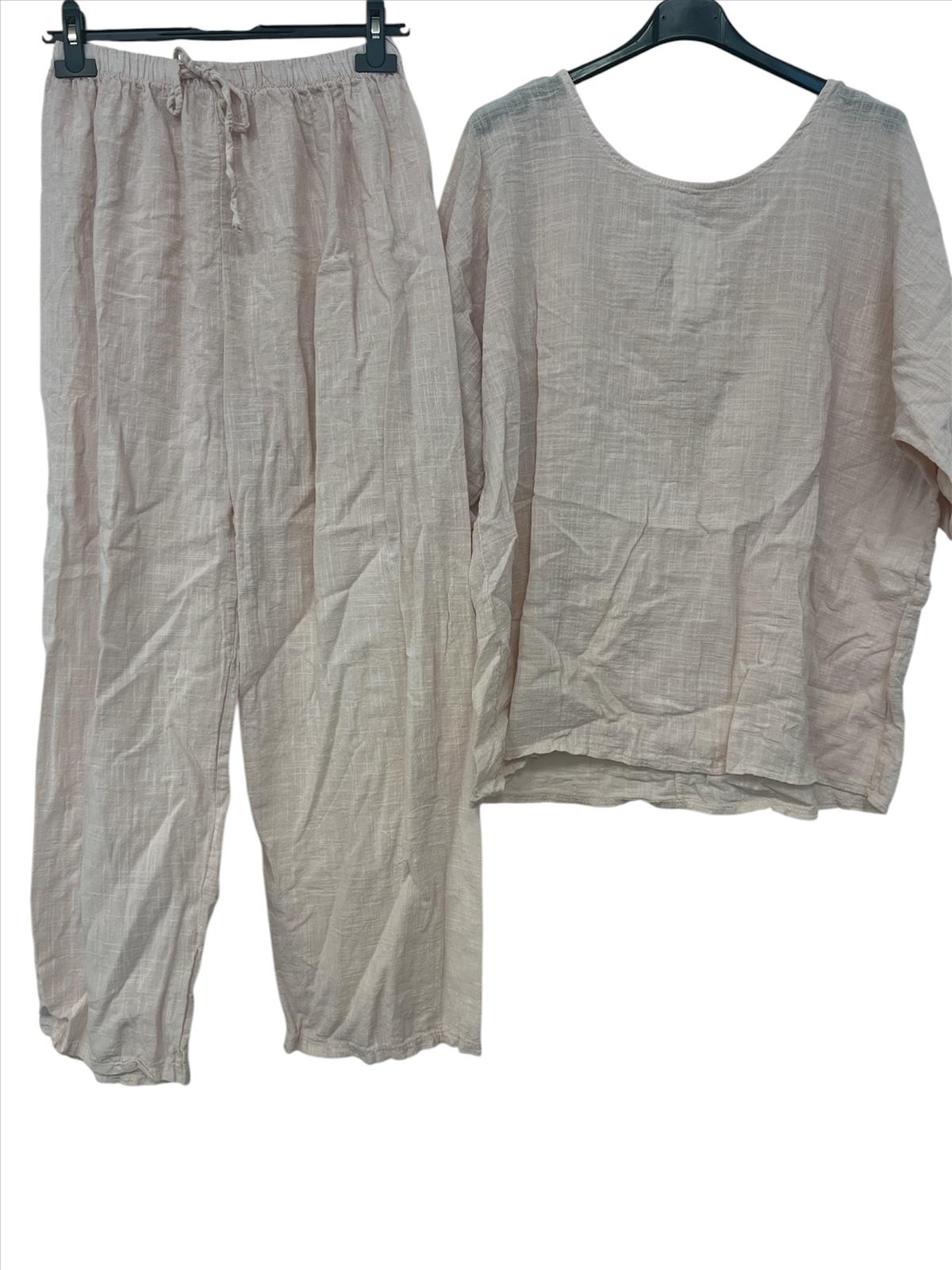 DW-Empire - Damenmode, Kindermode, Accessoires, Taschen, Tücher | Kategorie: Oberteile / Blusen / HOSE | Angebot: Damenbekleidung, Damen Accessoires, Schuhe, Dessous, Große Größen, Young Fashion, Landhausmode, Leather Wear, Sofortprogramme, Orderware | Adresse: DW-Empire - Johanniskirchstr. 94 - 45329 Essen - Tel: 021311783220 - info@dw-empire.de