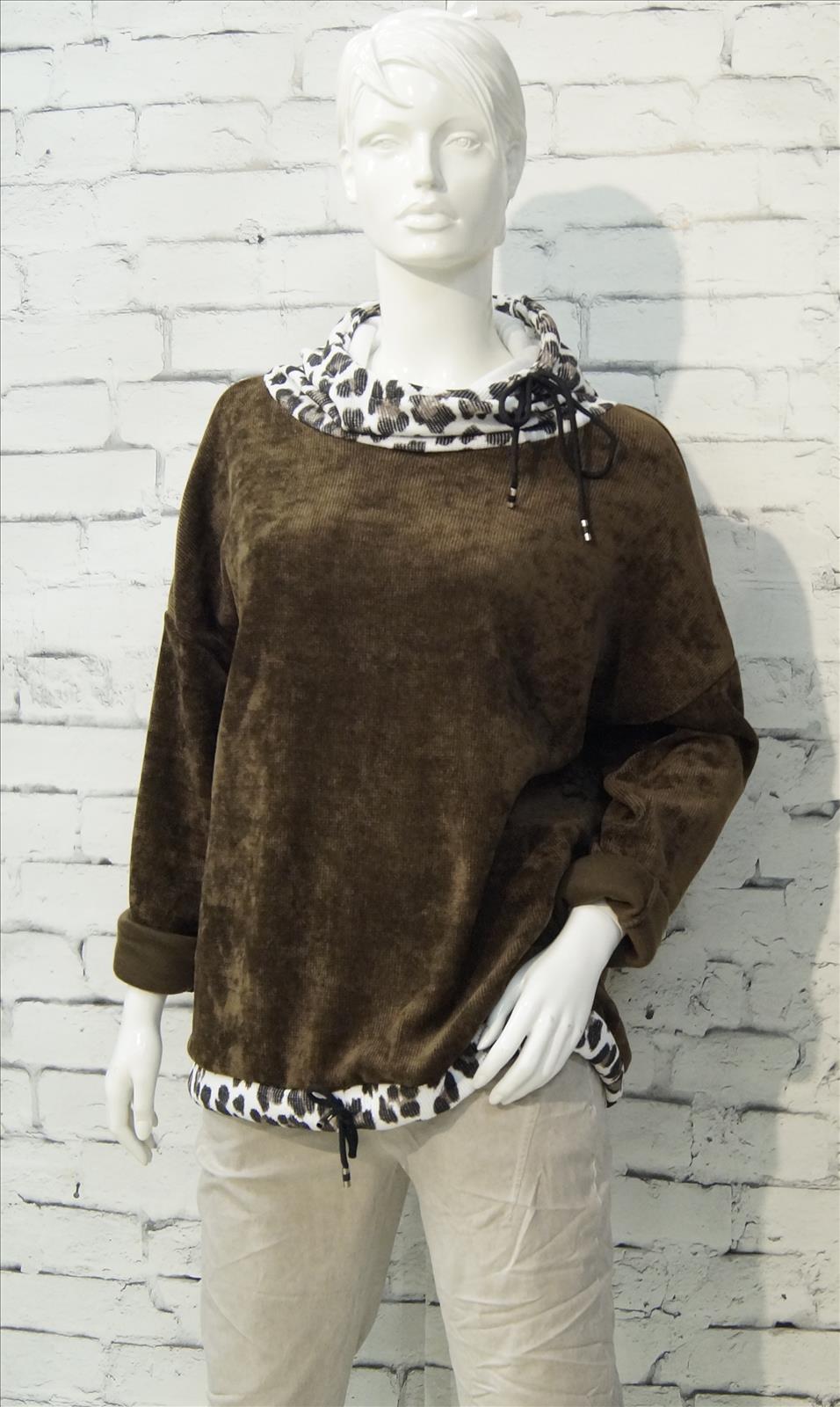 Bhatti Mode GmbH - Young fashion, DOB - Blusen, Hosen Jacken, Jeans, Kleider, Pullover etc. | Kategorie: Shirt/Bluse/Pullover | Angebot: Damenbekleidung, Young Fashion, Sofortprogramme | Adresse: Bhatti Mode GmbH - Breslauer Str. 8 - 41460 Neuss - Tel: 02131-130004 - gurdip-bhatti@t-online.de