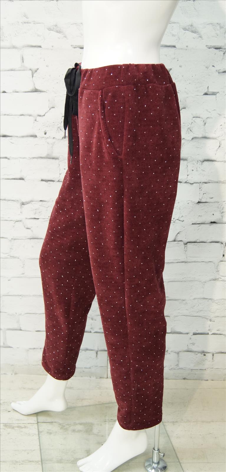Bhatti Mode GmbH - Young fashion, DOB - Blusen, Hosen Jacken, Jeans, Kleider, Pullover etc. | Kategorie: Hose/Jeans/Legging | Angebot: Damenbekleidung, Young Fashion, Sofortprogramme | Adresse: Bhatti Mode GmbH - Breslauer Str. 8 - 41460 Neuss - Tel: 02131-130004 - gurdip-bhatti@t-online.de