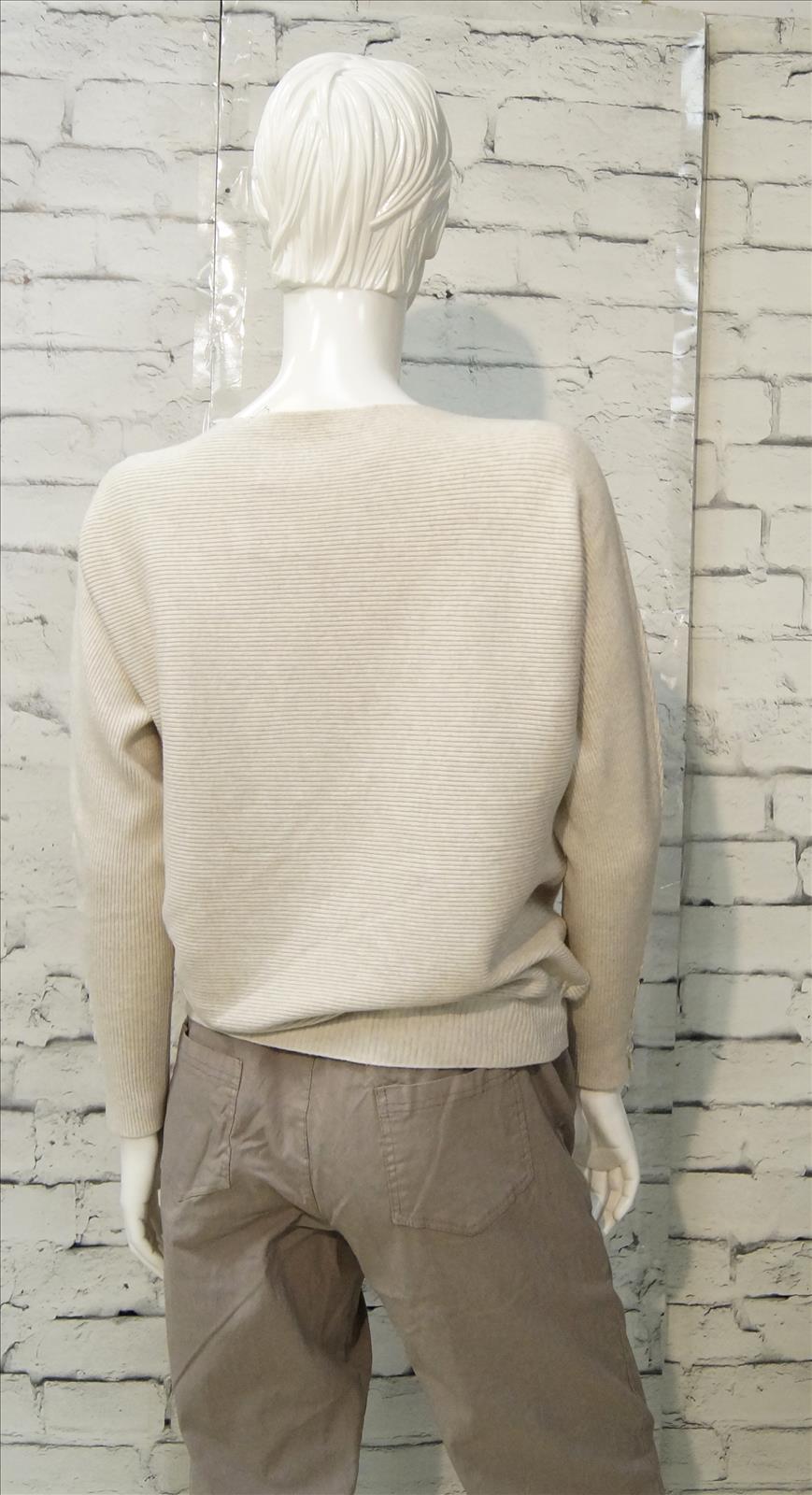 Bhatti Mode GmbH - Young fashion, DOB - Blusen, Hosen Jacken, Jeans, Kleider, Pullover etc. | Kategorie: Shirt/Bluse/Pullover | Angebot: Damenbekleidung, Young Fashion, Sofortprogramme | Adresse: Bhatti Mode GmbH - Breslauer Str. 8 - 41460 Neuss - Tel: 02131-130004 - gurdip-bhatti@t-online.de