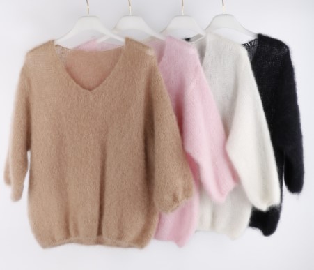 Hier geht's zum Shop von: olluni fashion GmbH - DOB-HAHA-Accessoires-Schuhe-Young-Fashion-Leder-Große Größen - Hamburg | Artikel-Nr. HH24244-3 | 80% Kid Mohair Strick Pullover | Kategorie: Pullover | Adresse: olluni fashion GmbH - Modering 5, Haus D, 5 Etage - 22457 Hamburg - Tel: 040 55598886 - info@olluni.de | Angebot: Damenbekleidung, Damen Accessoires, Große Größen, Young Fashion, Leather Wear, Sofortprogramme, Orderware