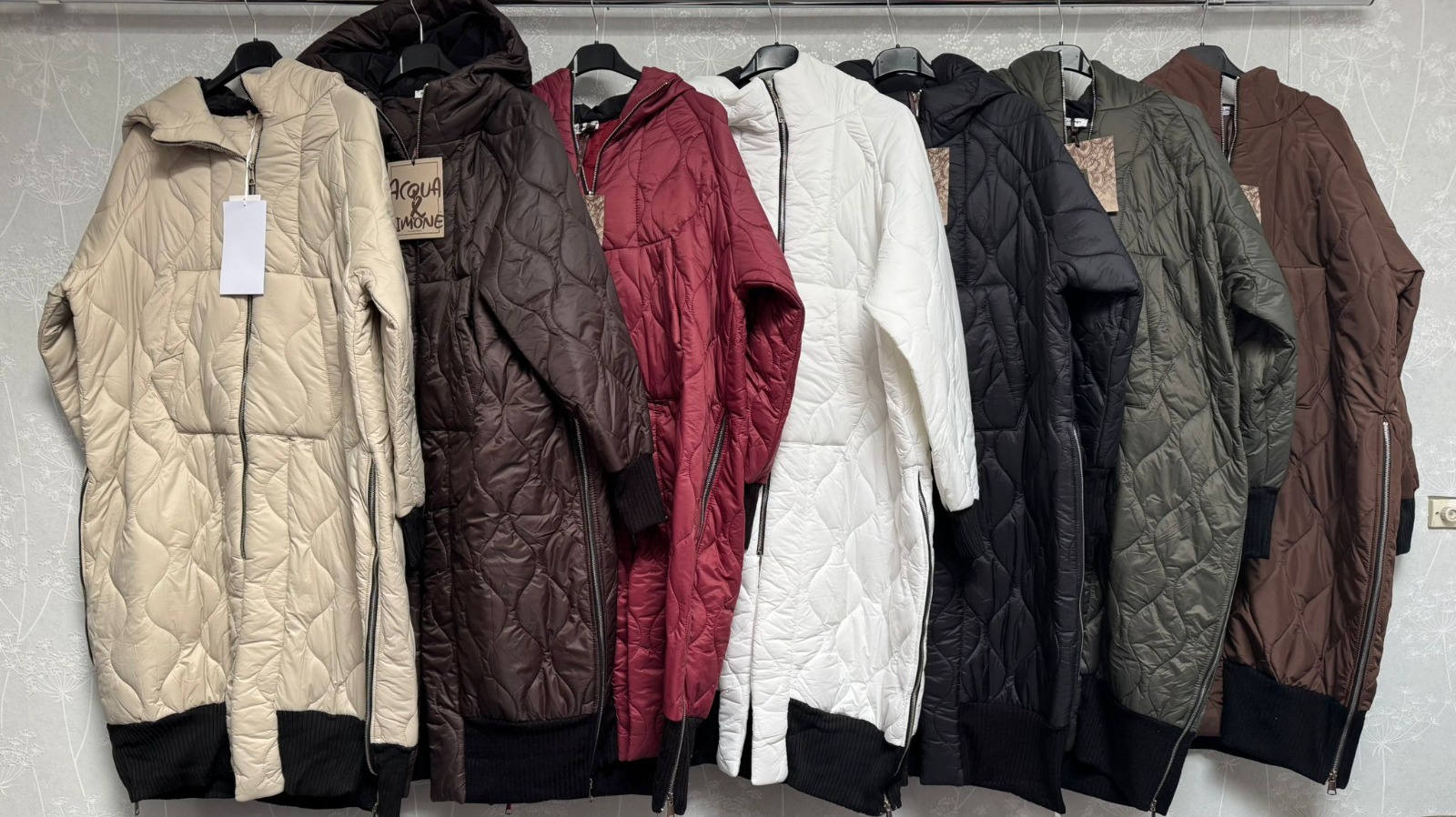 Hier geht's zum Shop von: Catchme UG - DOB - Dreieich | Kategorie: Bekleidung (bis grose 42) / Jacke | Adresse: Catchme UG - Otto-Hahn Str. 24 - 63303 Dreieich - Tel: +49 (0)6103 – 39891 10 - grossartig9@gmail.com | Angebot: Sofortprogramme, Orderware