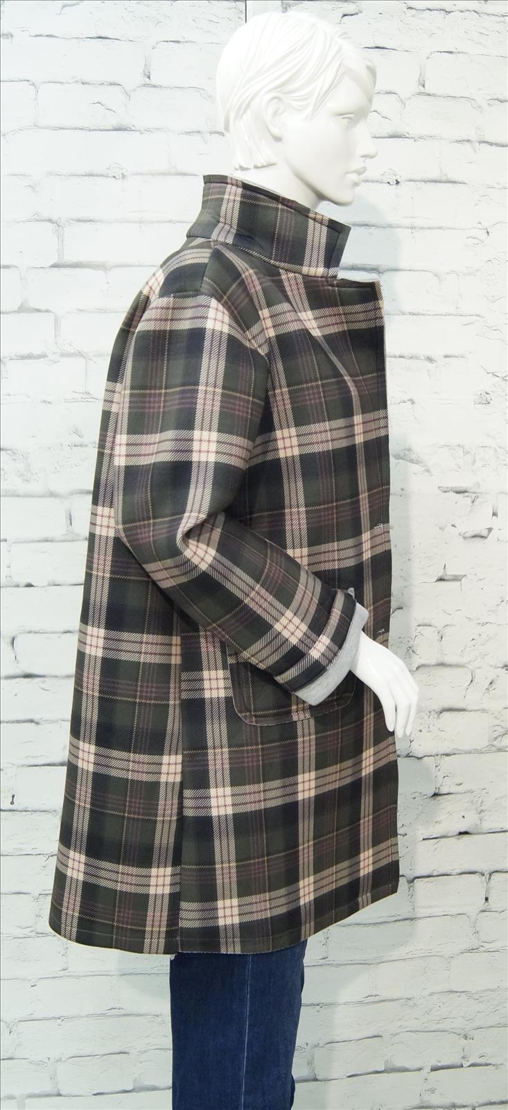 Hier geht's zum Shop von: Bhatti Mode GmbH - Young fashion, DOB - Blusen, Hosen Jacken, Jeans, Kleider, Pullover etc. | Kategorie: Blazer/Jacke/Mantel | Adresse: Bhatti Mode GmbH - Breslauer Str. 8 - 41460 Neuss - Tel: 02131-130004 - gurdip-bhatti@t-online.de | Angebot: Damenbekleidung, Young Fashion, Sofortprogramme