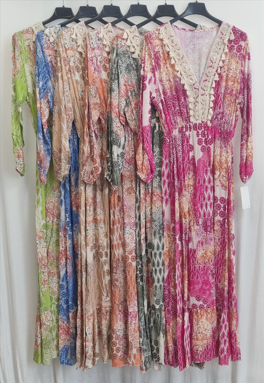 Hier geht's zum Shop von: Macco Moda GmbH Le Bonbon - DOB - Neuss | Kleid | Artikel-Nr. 3336 | ViscoseAA 45-50 cm | Kategorie: Kleider | Adresse: Macco Moda GmbH - Le Bonbon - Anton-Kux-Str. 2 B201 - 41460 Neuss - Tel: +49 17680315577 - maccomoda@outlook.com | Angebot: Damenbekleidung, Damen Accessoires, Herren Accessoires, Große Größen, Young Fashion, Sofortprogramme, Orderware
